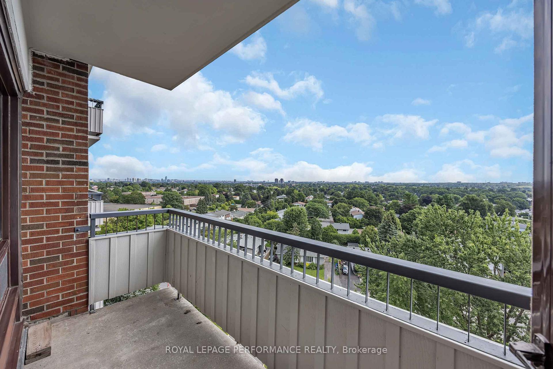 Photo 19 of Unit 920, 20 Chesterton Drive, Ottawa, Borden Farm/Stewart Farm/Carleton Heights/Parkwood Hills — HOMEH
