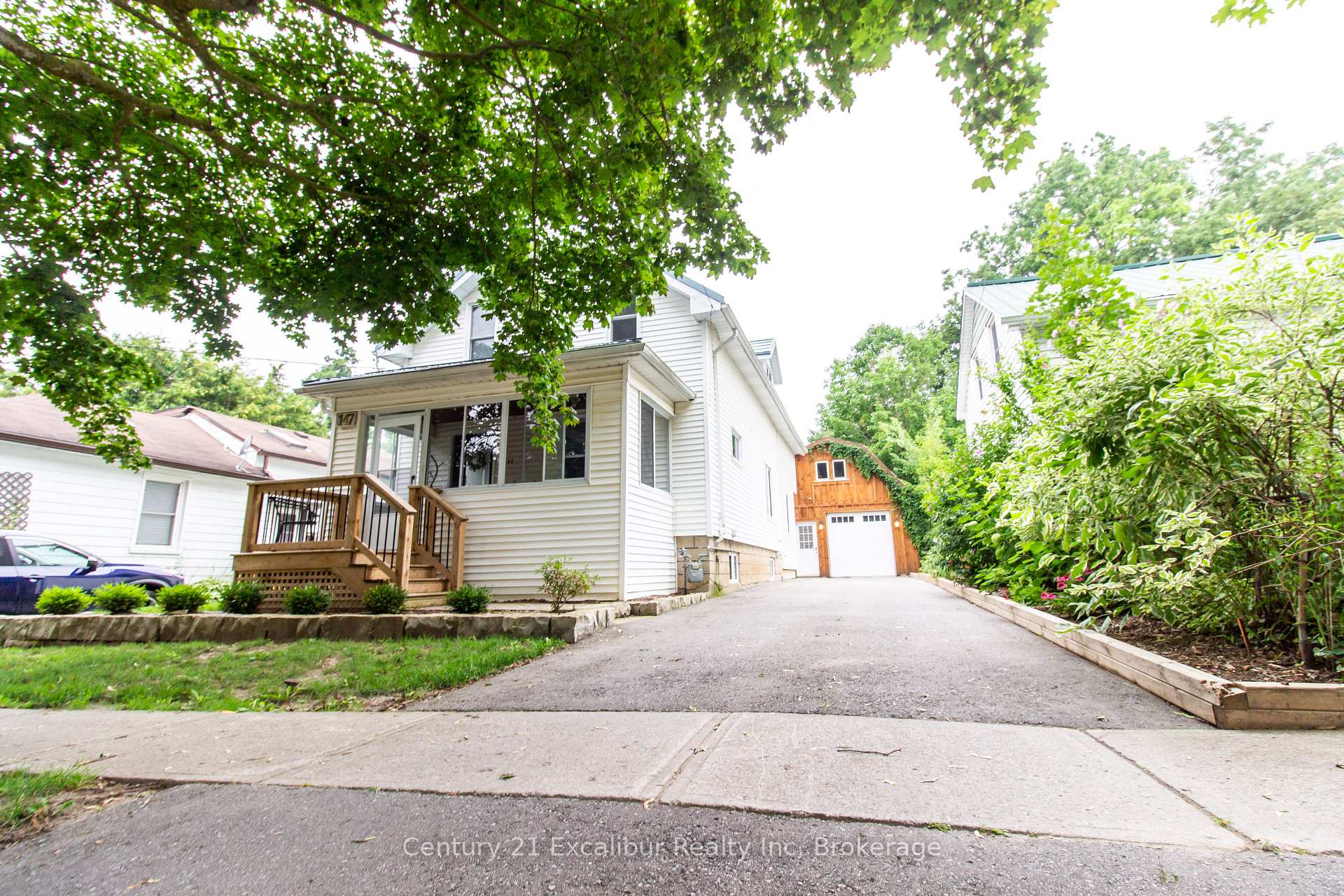 Photo 1 of 147 St George Street E, Centre Wellington, Fergus — HOMEH