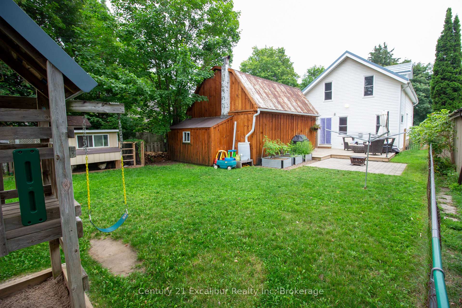 Photo 22 of 147 St George Street E, Centre Wellington, Fergus — HOMEH