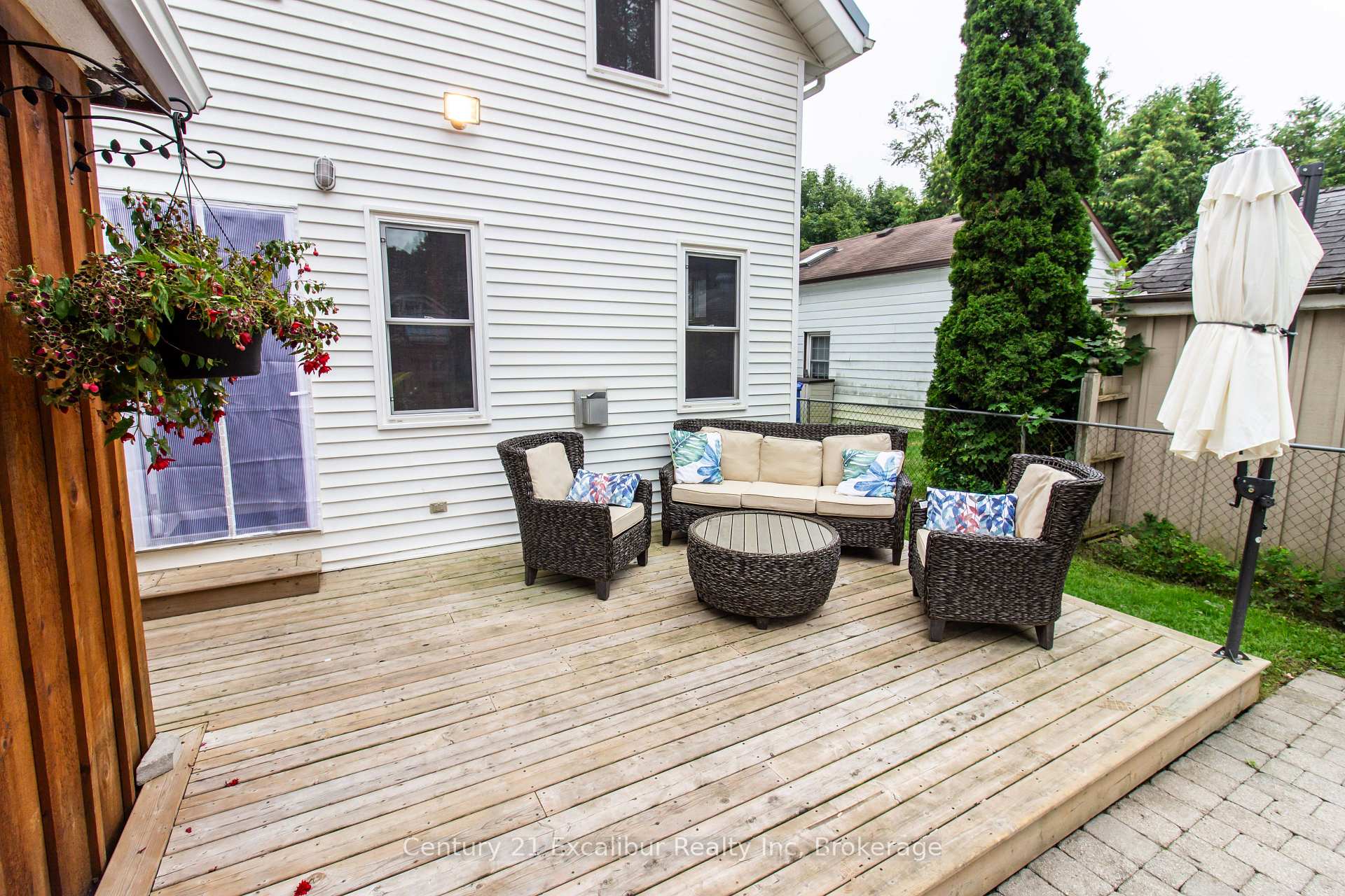 Photo 26 of 147 St George Street E, Centre Wellington, Fergus — HOMEH