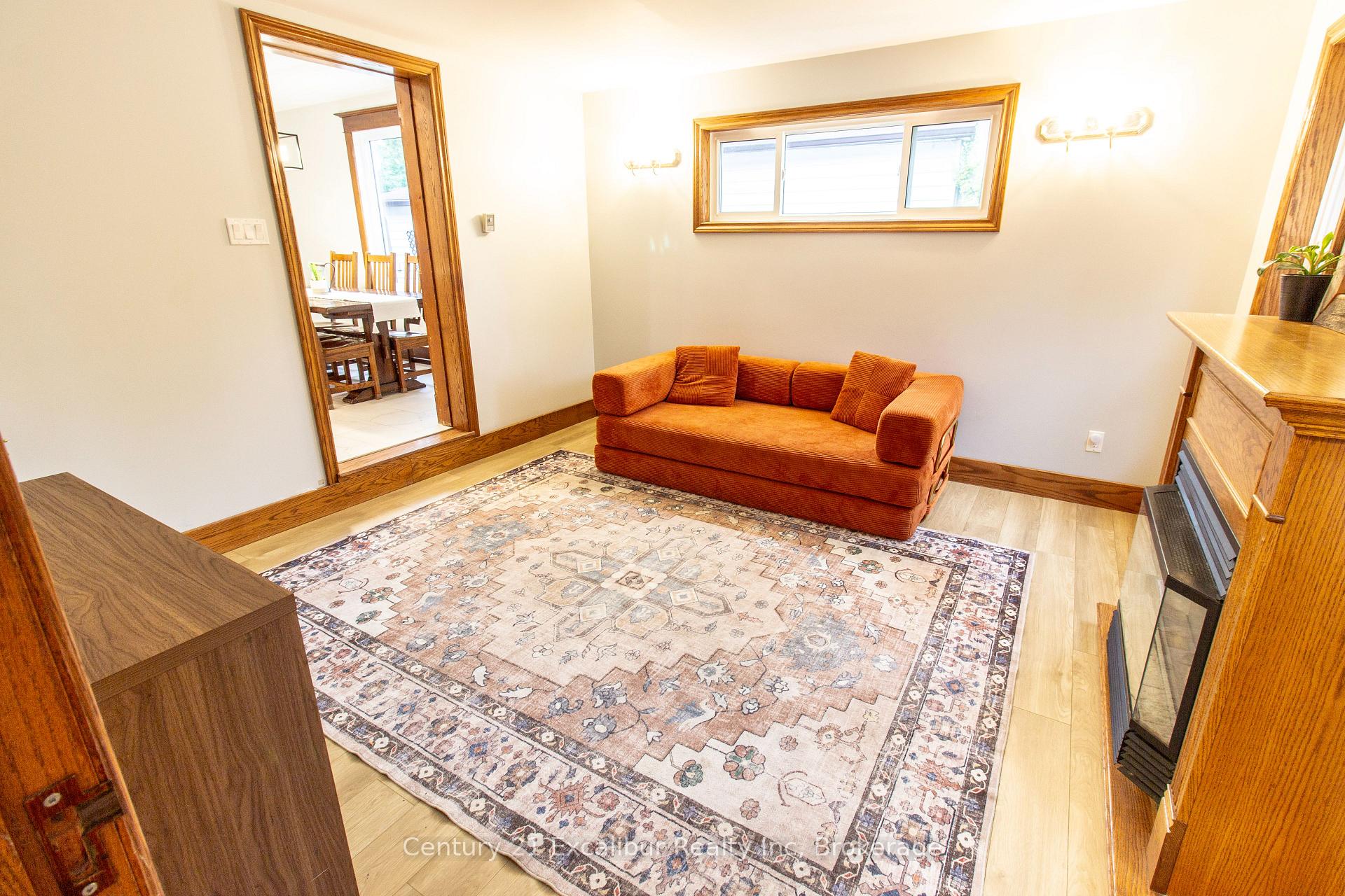 Photo 11 of 147 St George Street E, Centre Wellington, Fergus — HOMEH