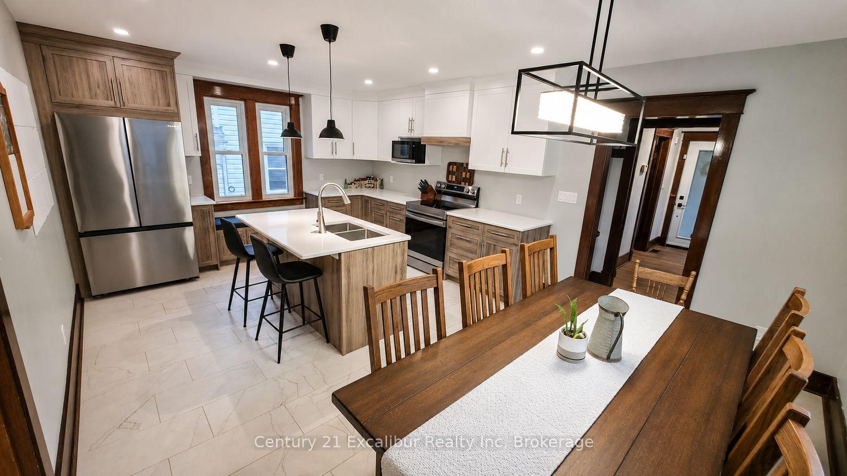 Photo 3 of 147 St George Street E, Centre Wellington, Fergus — HOMEH