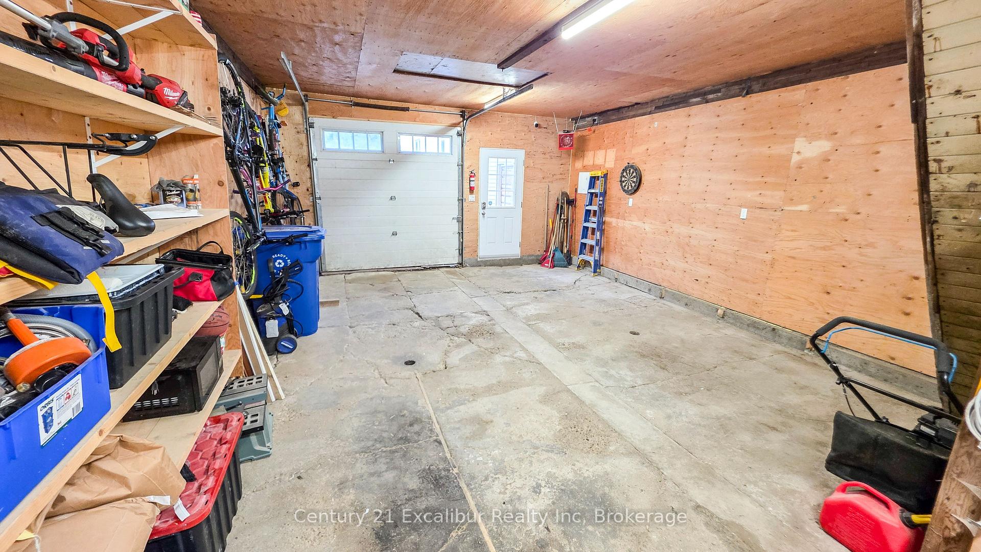 Photo 28 of 147 St George Street E, Centre Wellington, Fergus — HOMEH