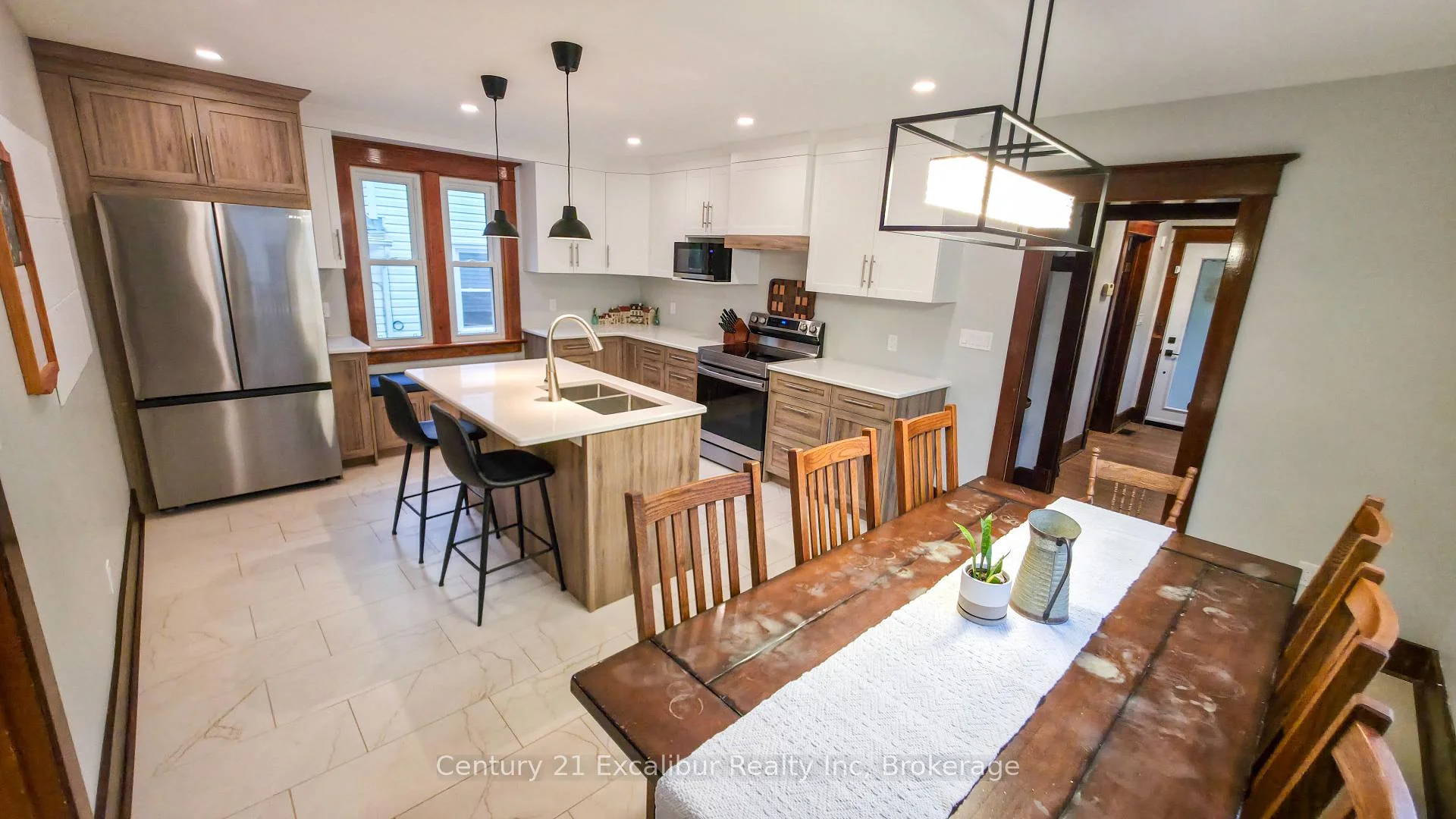 Photo 25 of 147 St George Street E, Centre Wellington, Fergus — HOMEH