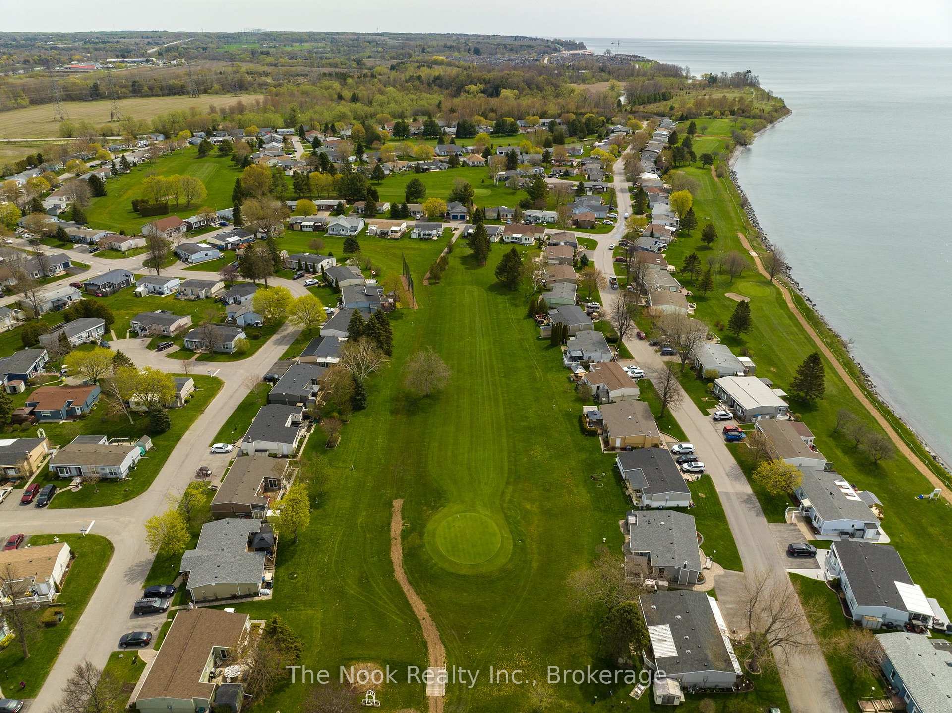 Photo 38 of 7 Pineridge Crescent, Clarington, Newcastle — HOMEH