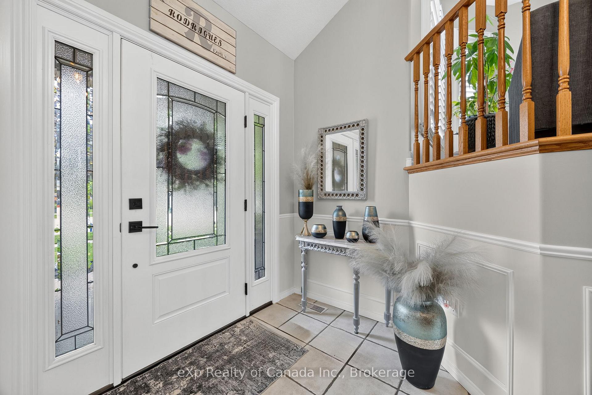 Photo 15 of 17 Varley Crescent, Brantford, Mayfair — HOMEH