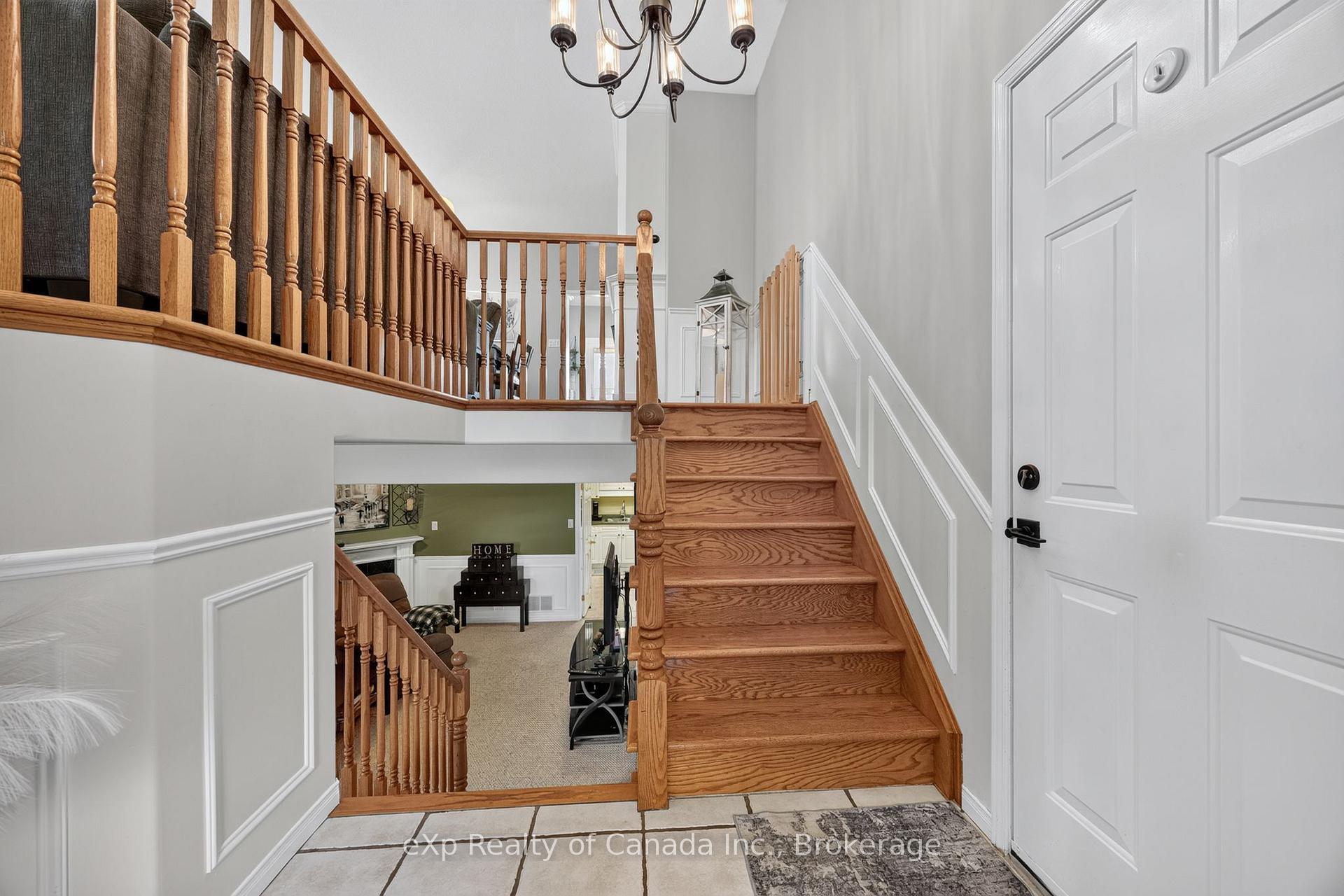 Photo 16 of 17 Varley Crescent, Brantford, Mayfair — HOMEH