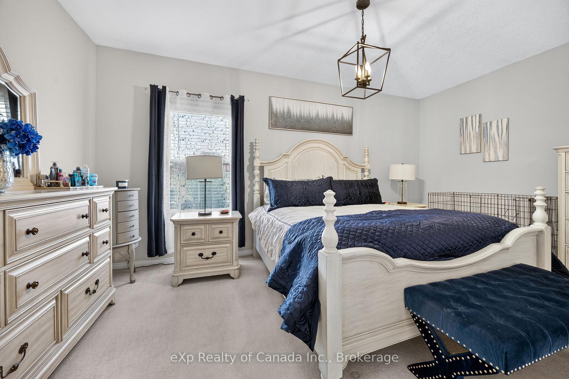 Photo 28 of 17 Varley Crescent, Brantford, Mayfair — HOMEH