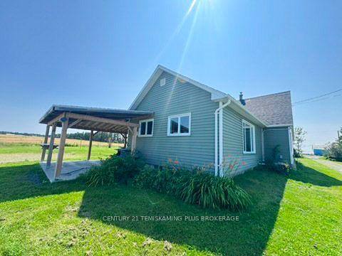 Photo 3 of 882881 65 Highway E, Timiskaming, TIM - Outside - Rural — HOMEH