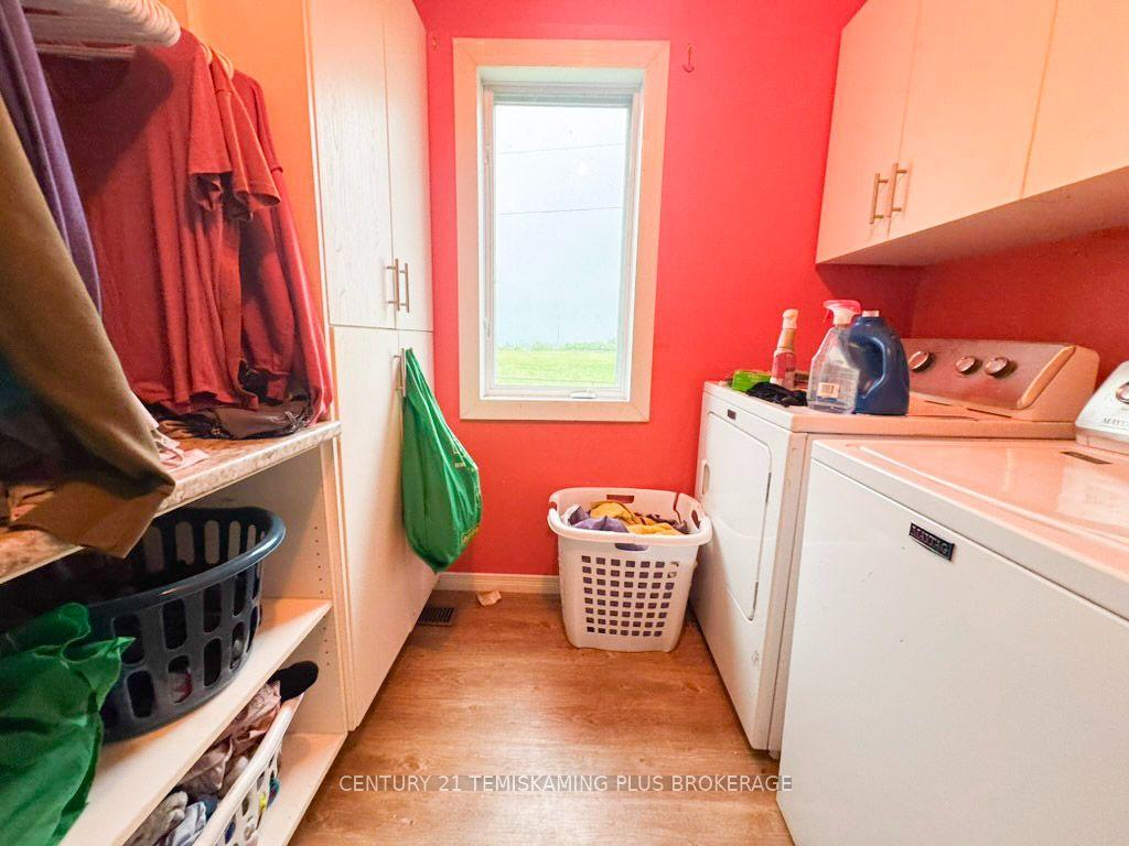 Photo 8 of 882881 65 Highway E, Timiskaming, TIM - Outside - Rural — HOMEH