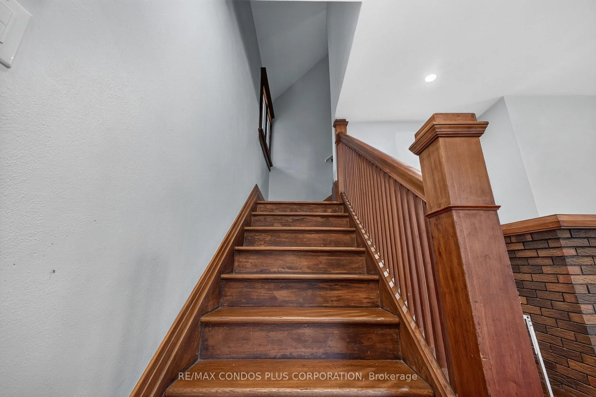 Photo 19 of 5983 Corwin Avenue, Niagara Falls, Dorchester — HOMEH