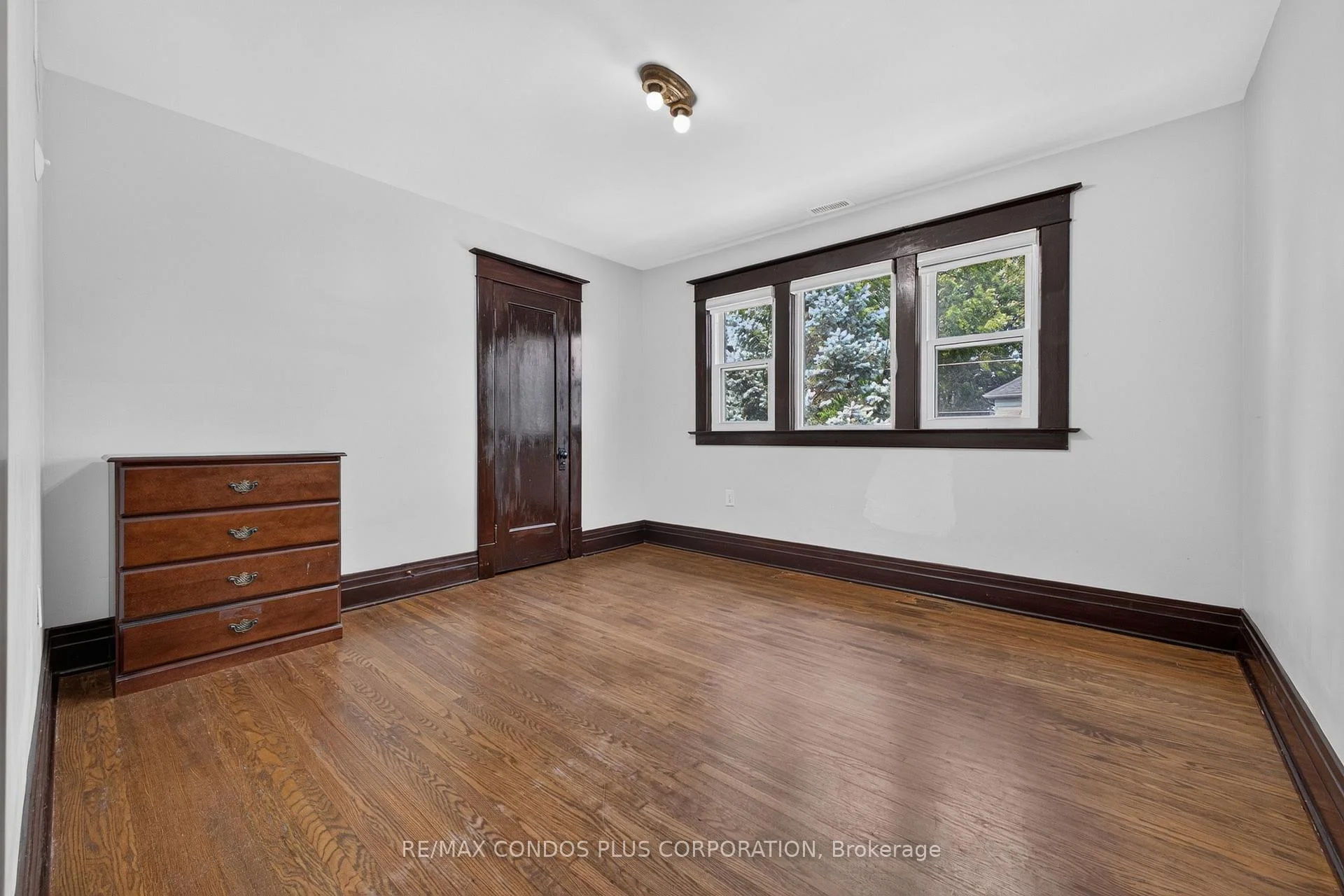 Photo 24 of 5983 Corwin Avenue, Niagara Falls, Dorchester — HOMEH