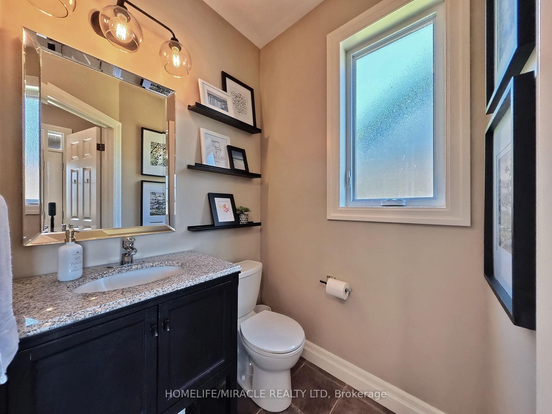 Photo 15 of 913 Valebrook Court, Kitchener, Grand River South — HOMEH