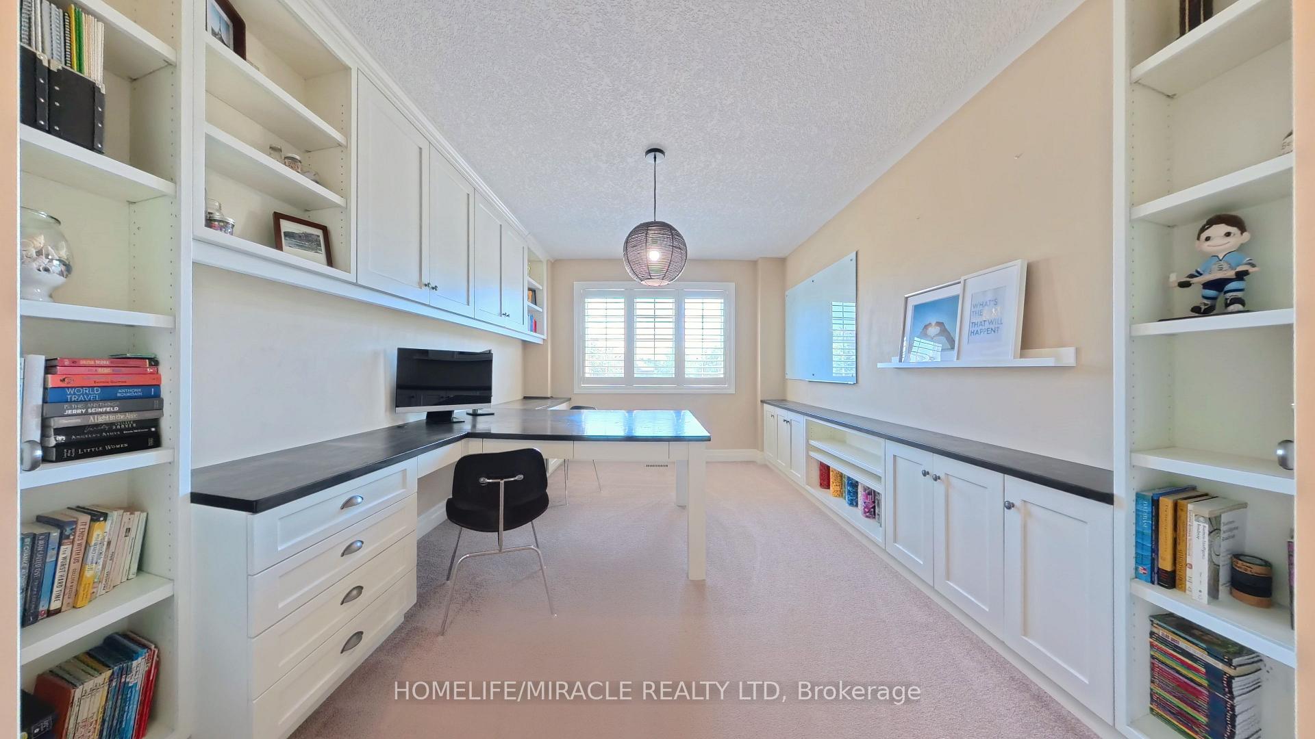 Photo 54 of 913 Valebrook Court, Kitchener, Grand River South — HOMEH