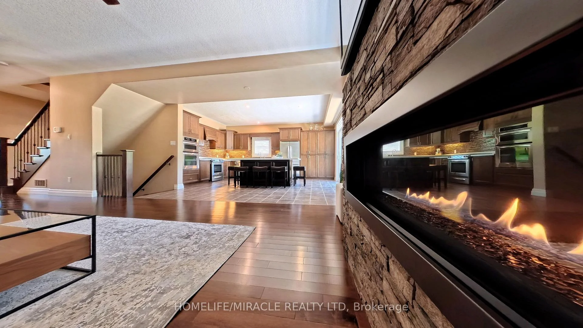 Photo 36 of 913 Valebrook Court, Kitchener, Grand River South — HOMEH