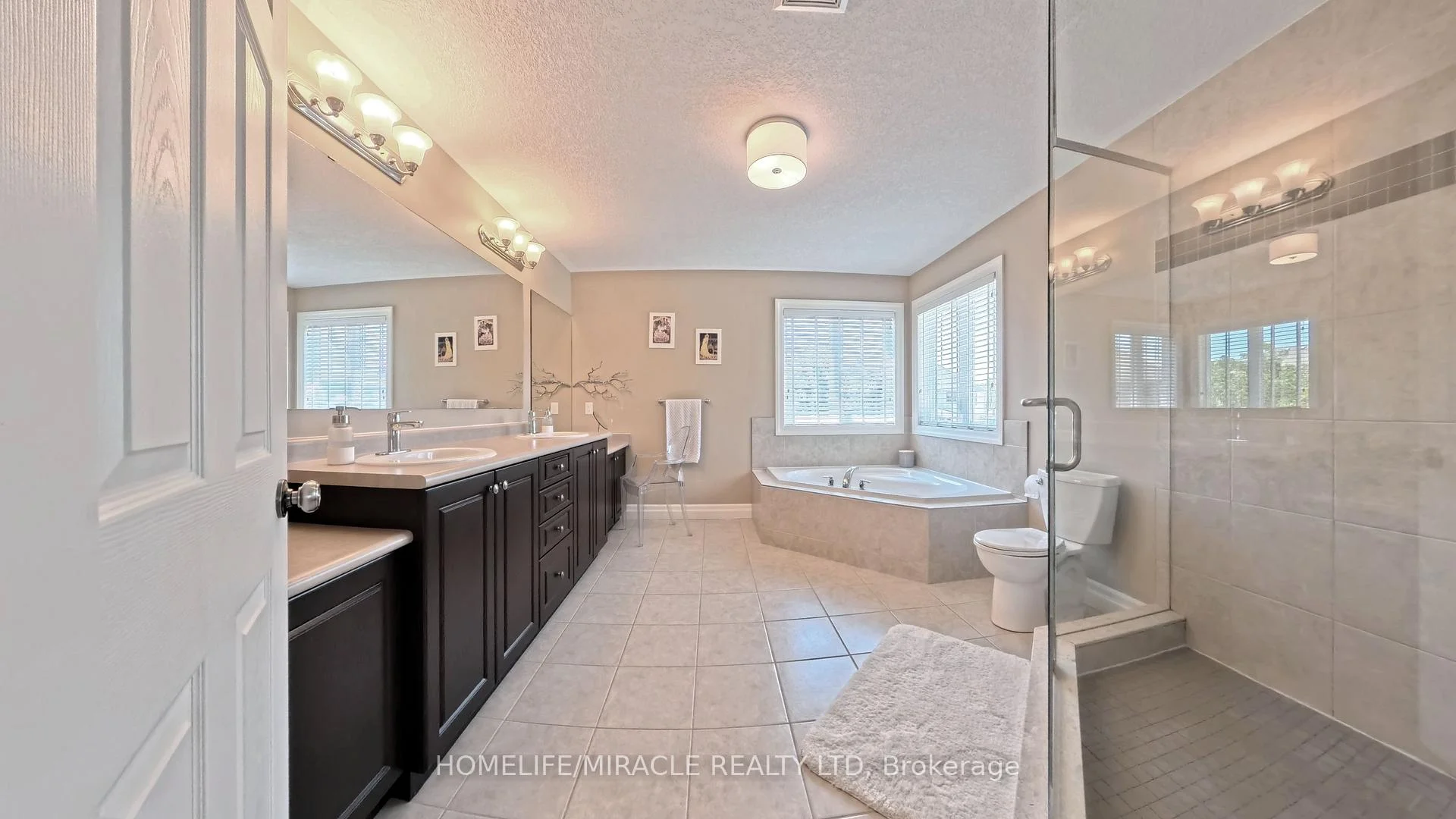 Photo 53 of 913 Valebrook Court, Kitchener, Grand River South — HOMEH