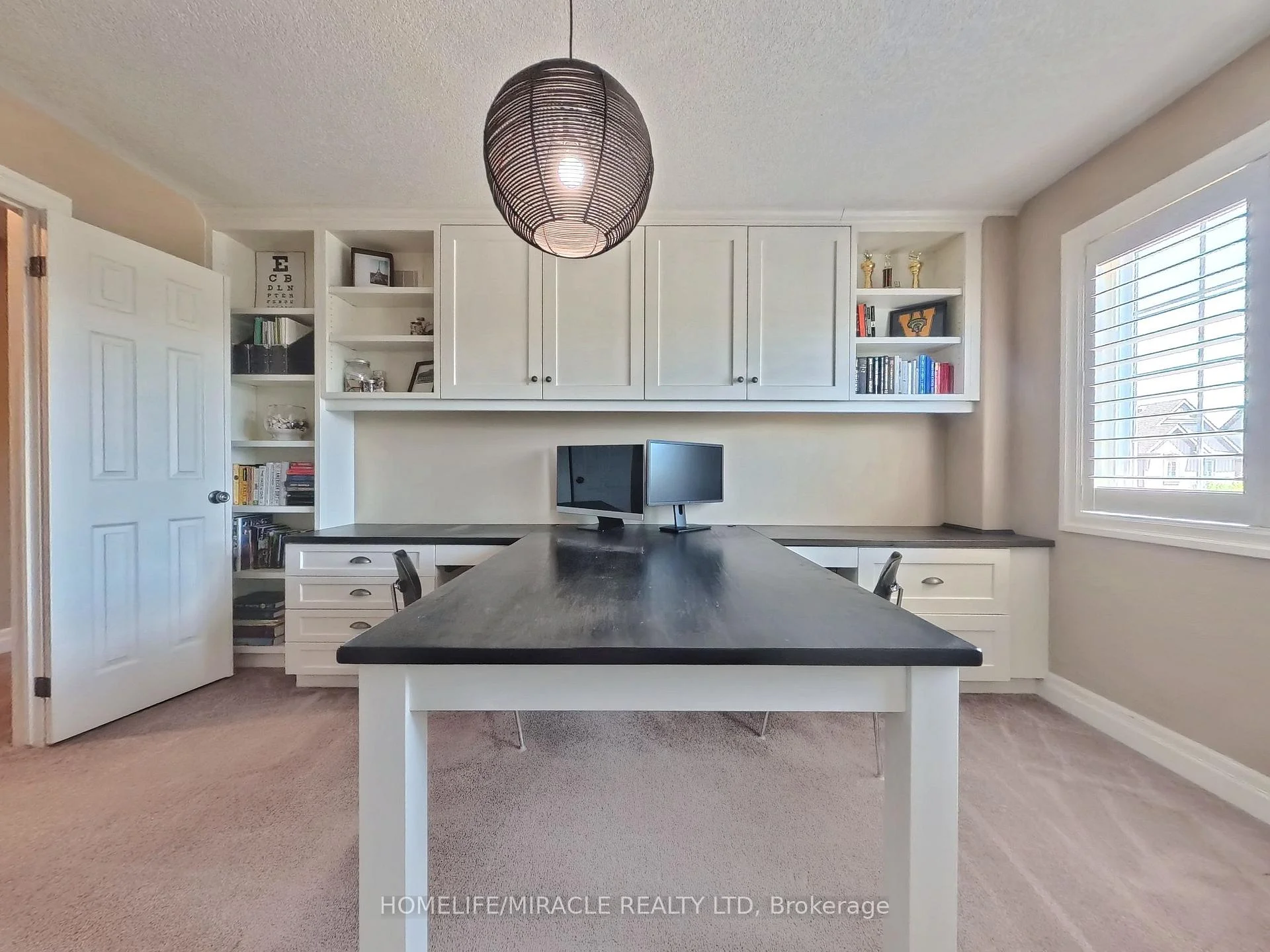 Photo 61 of 913 Valebrook Court, Kitchener, Grand River South — HOMEH