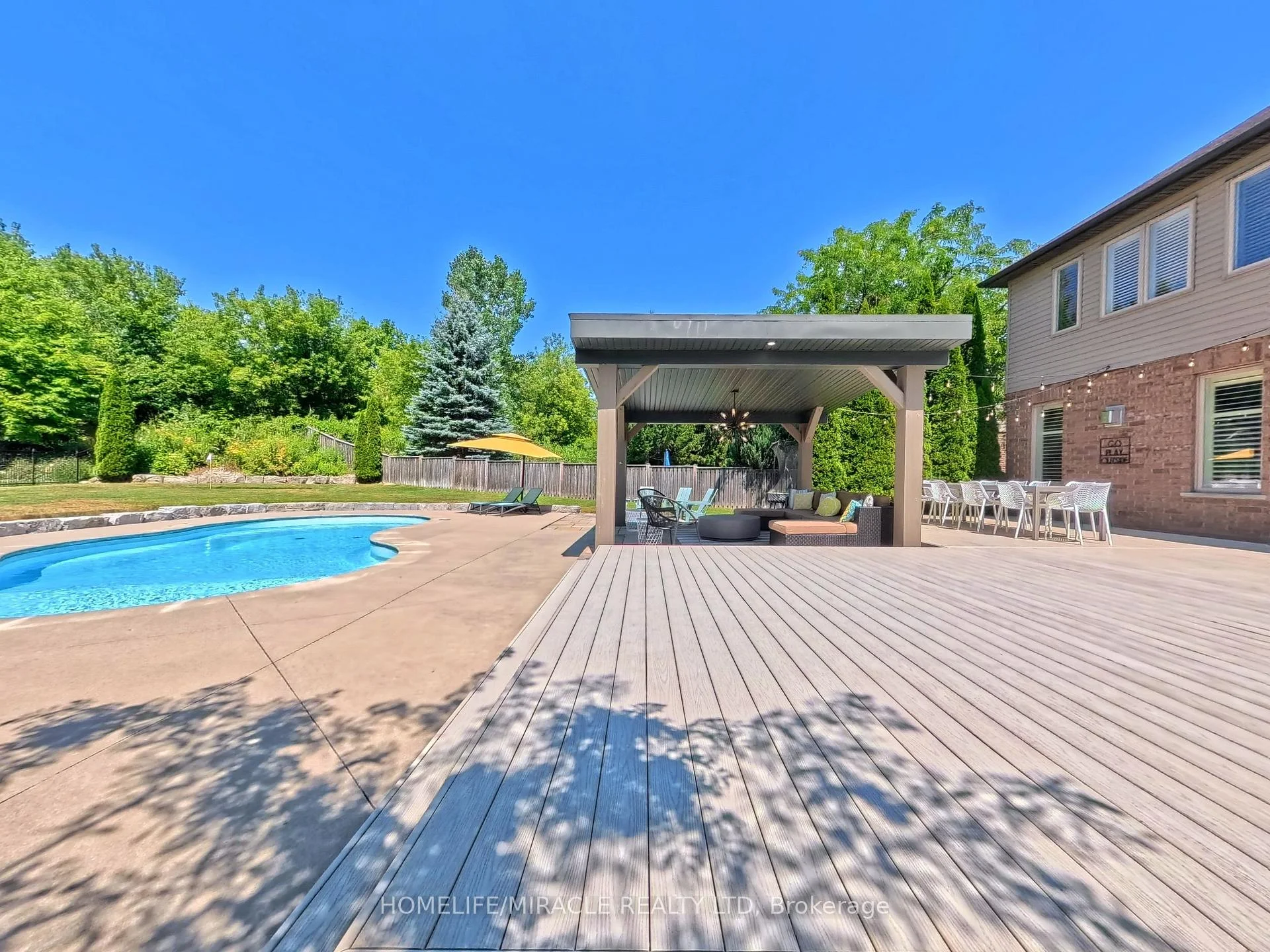 Photo 95 of 913 Valebrook Court, Kitchener, Grand River South — HOMEH