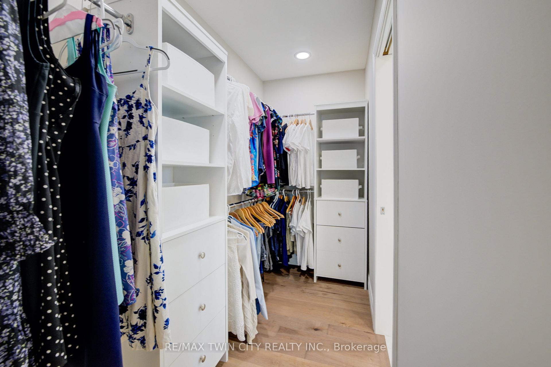 Photo 16 of 439 Northlake Drive, Waterloo, North Lakeshore — HOMEH