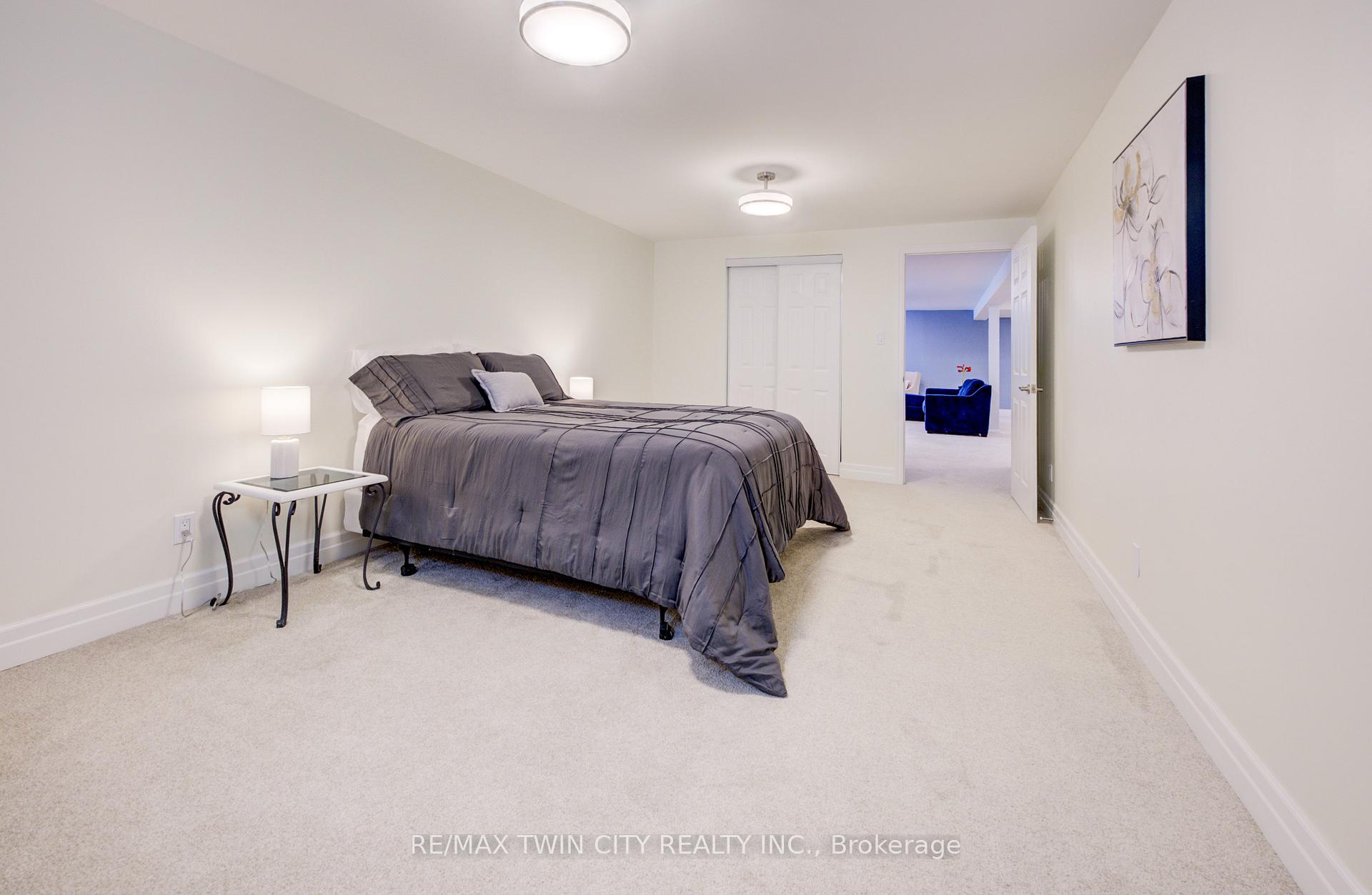 Photo 36 of 439 Northlake Drive, Waterloo, North Lakeshore — HOMEH