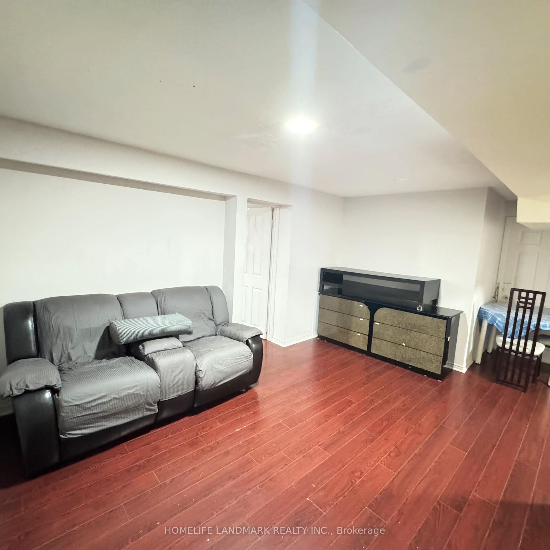 Photo 3 of Unit (Bsmt), 70 Aldergrove Drive, Markham, Milliken Mills East — HOMEH