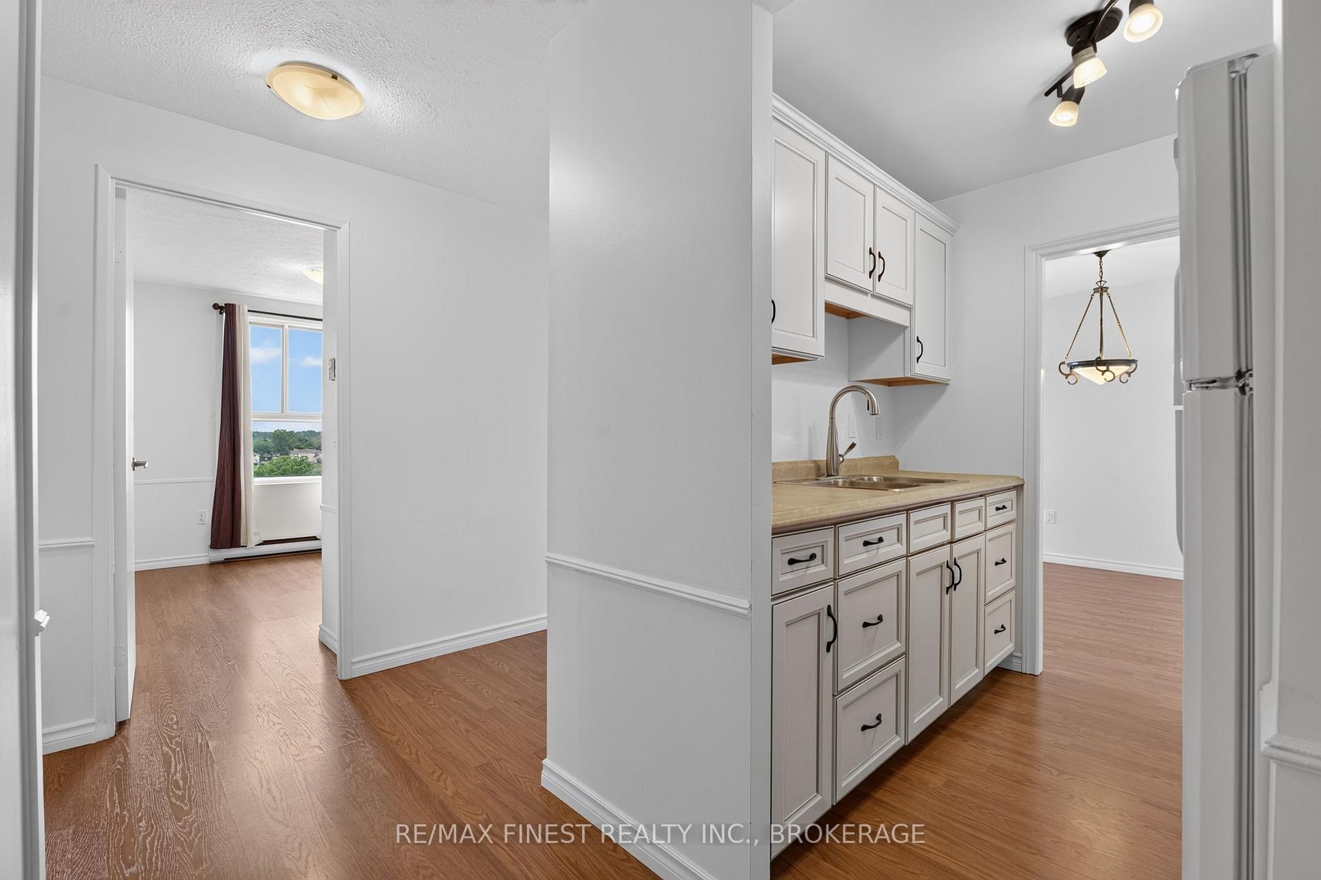 Photo 8 of Unit 602, 334 Queen Mary Road, Kingston, West of Sir John A. Blvd — HOMEH
