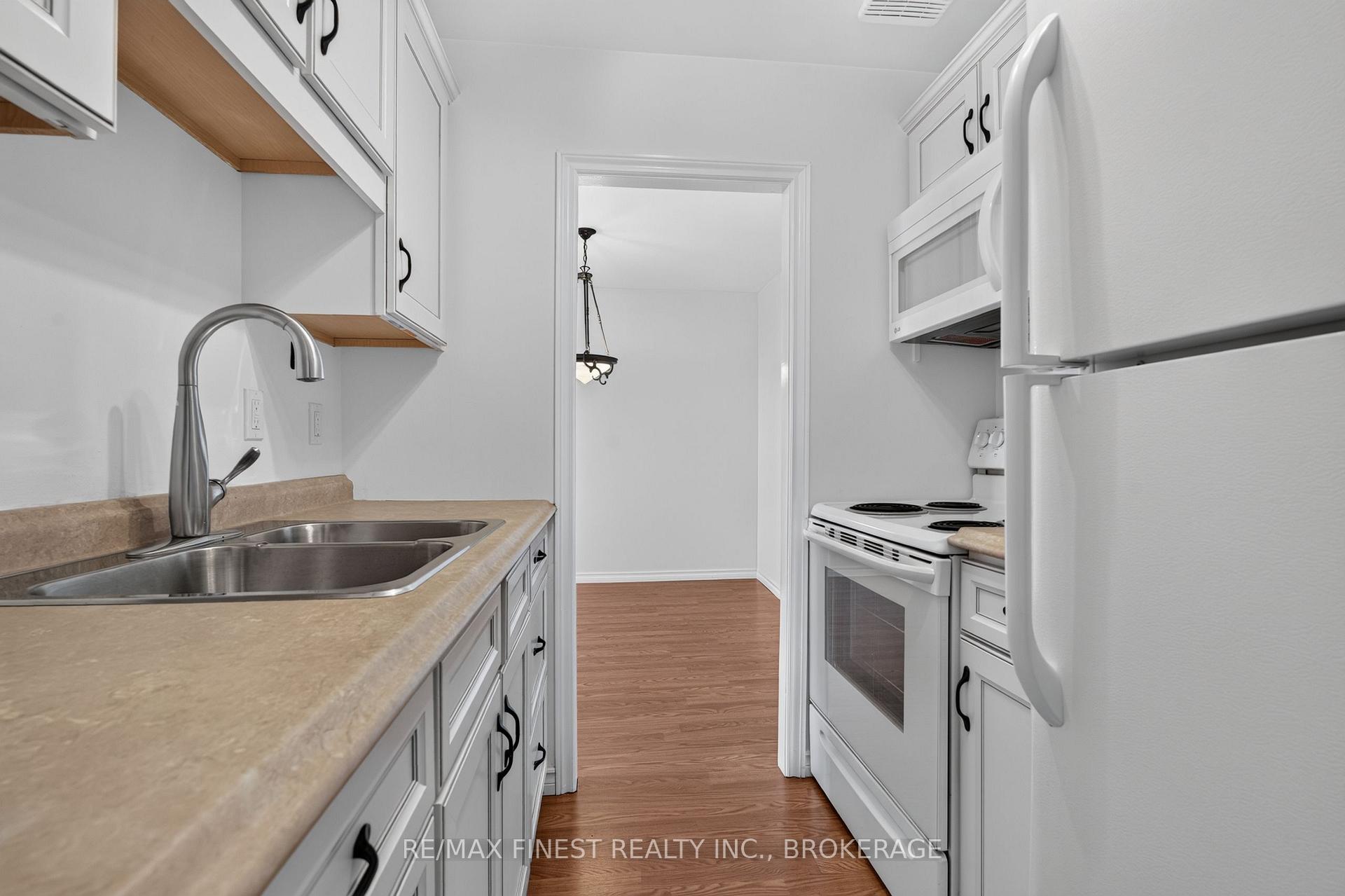 Photo 9 of Unit 602, 334 Queen Mary Road, Kingston, West of Sir John A. Blvd — HOMEH