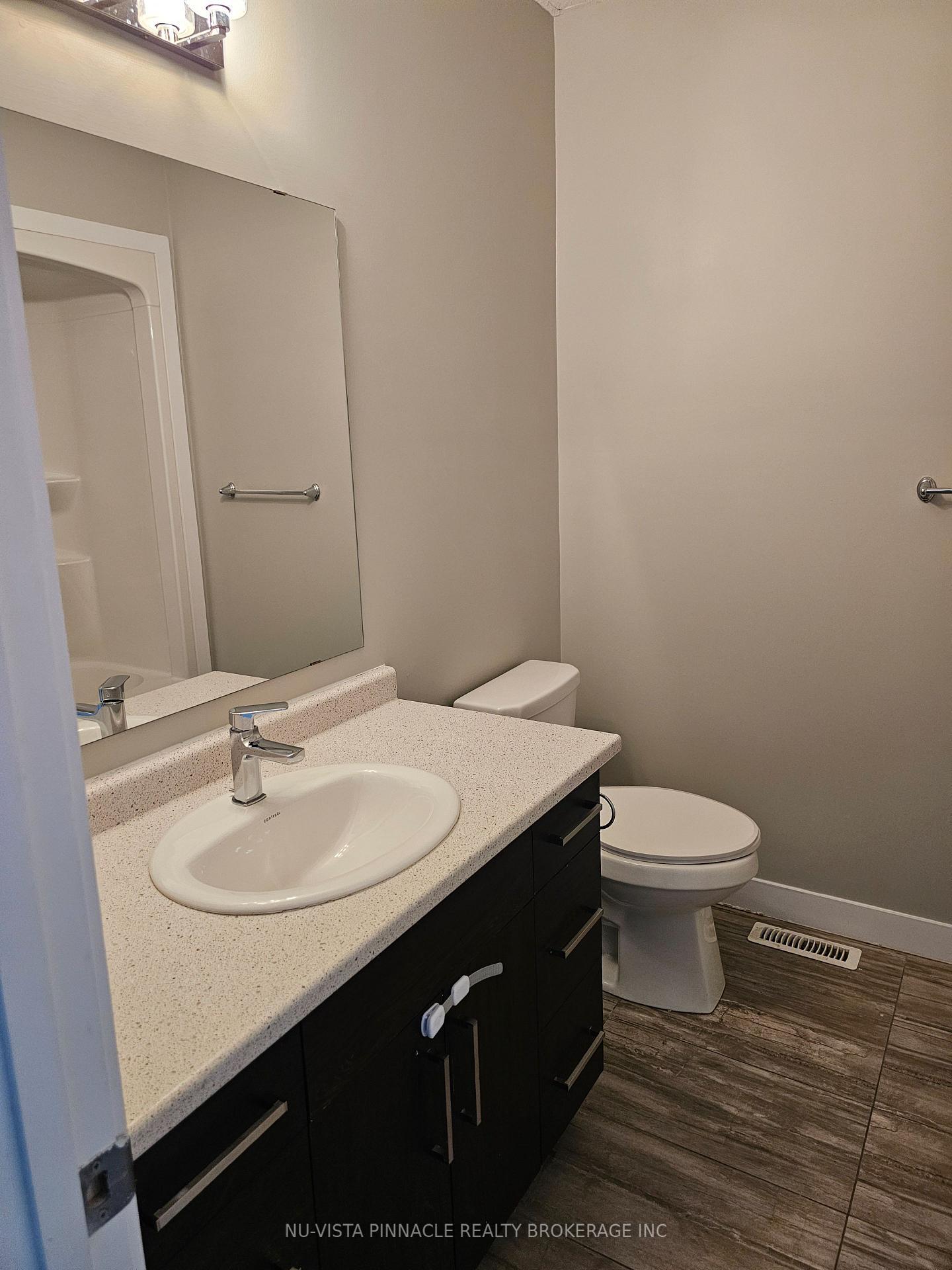 Photo 8 of 929 Sarnia Road, London, North M — HOMEH