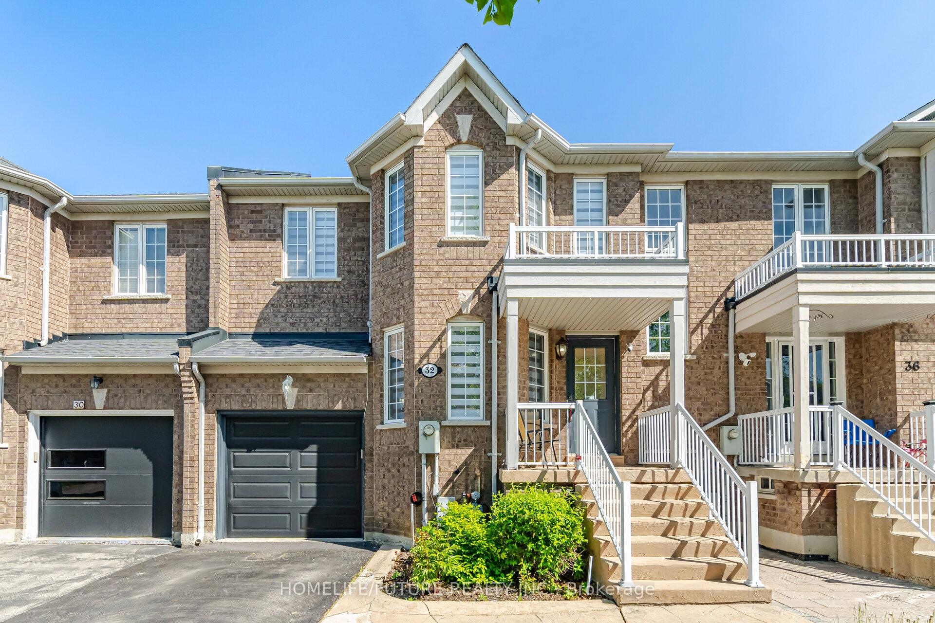 Photo 1 of 32 Laurelhurst Crescent, Vaughan, Vellore Village — HOMEH