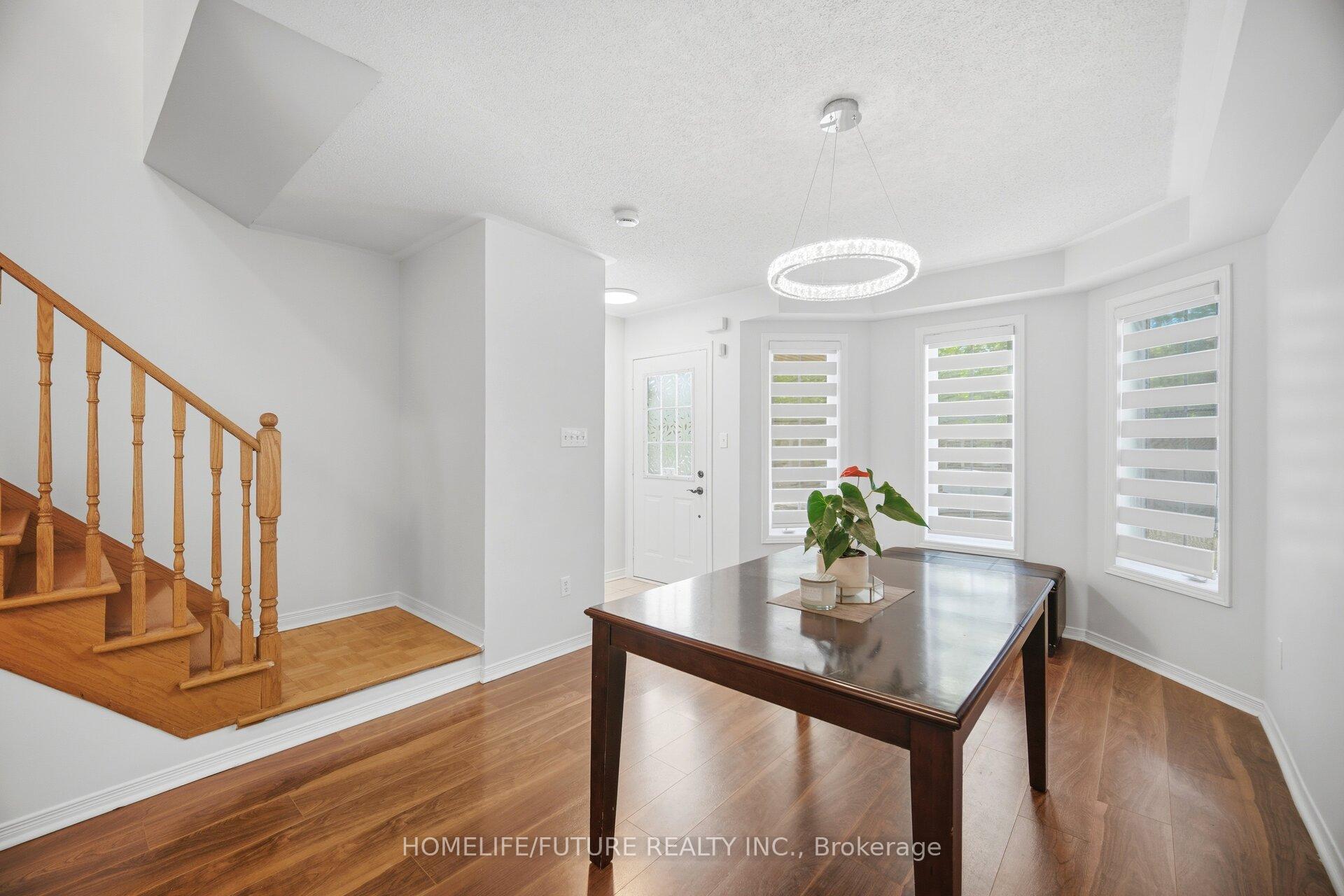 Photo 6 of 32 Laurelhurst Crescent, Vaughan, Vellore Village — HOMEH
