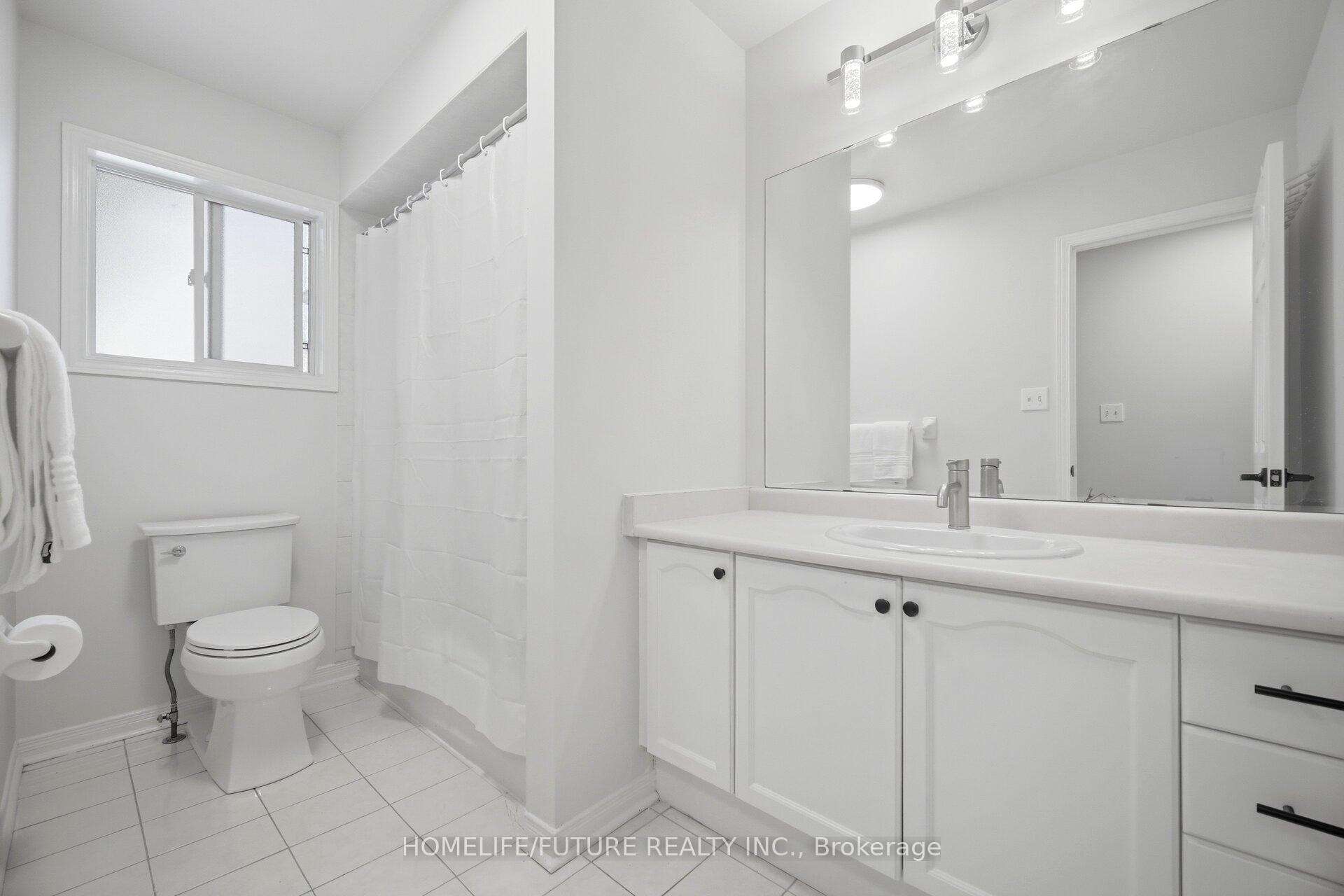 Photo 26 of 32 Laurelhurst Crescent, Vaughan, Vellore Village — HOMEH