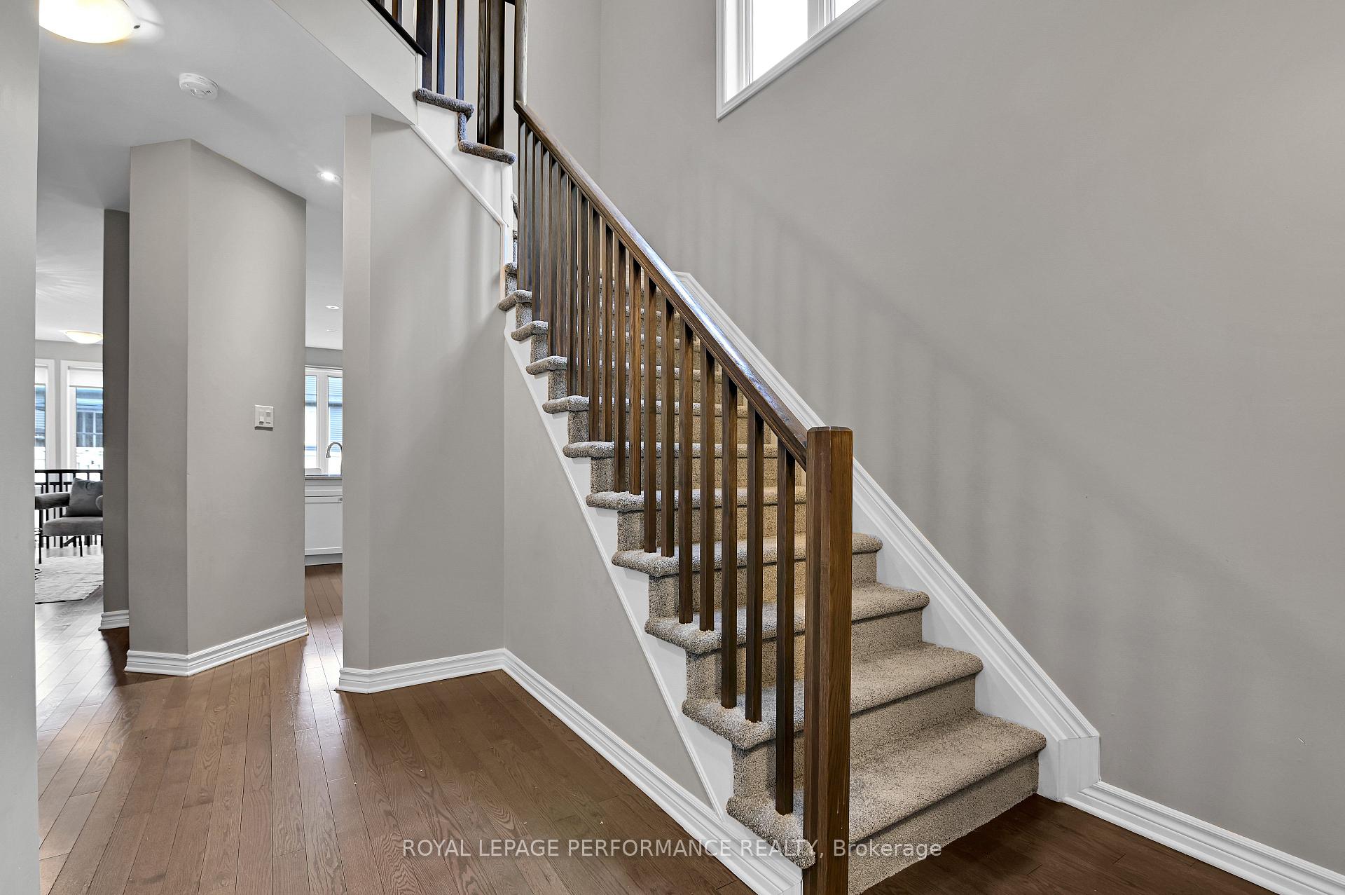 Photo 12 of 322 Fergus Crescent, Ottawa, Barrhaven - Cedargrove/Fraserdale — HOMEH
