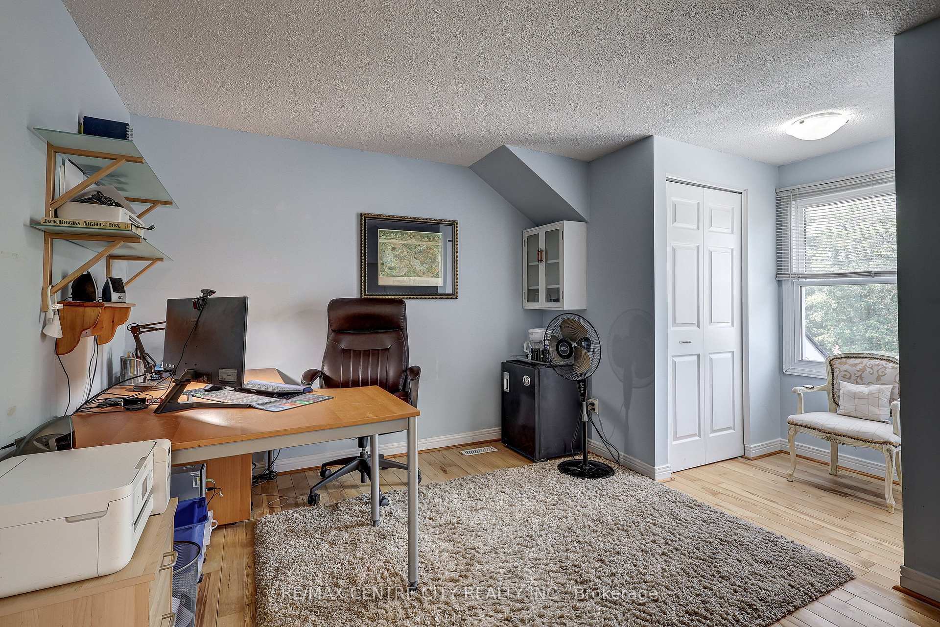 Photo 25 of 48 Clarendon Crescent, London, South P — HOMEH