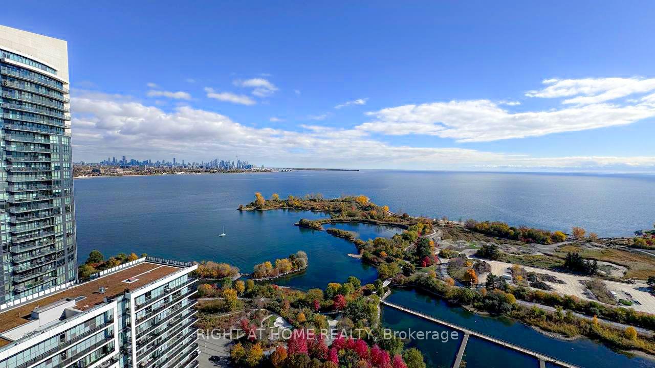 Front of Unit 2809, 33 Shore Breeze Drive