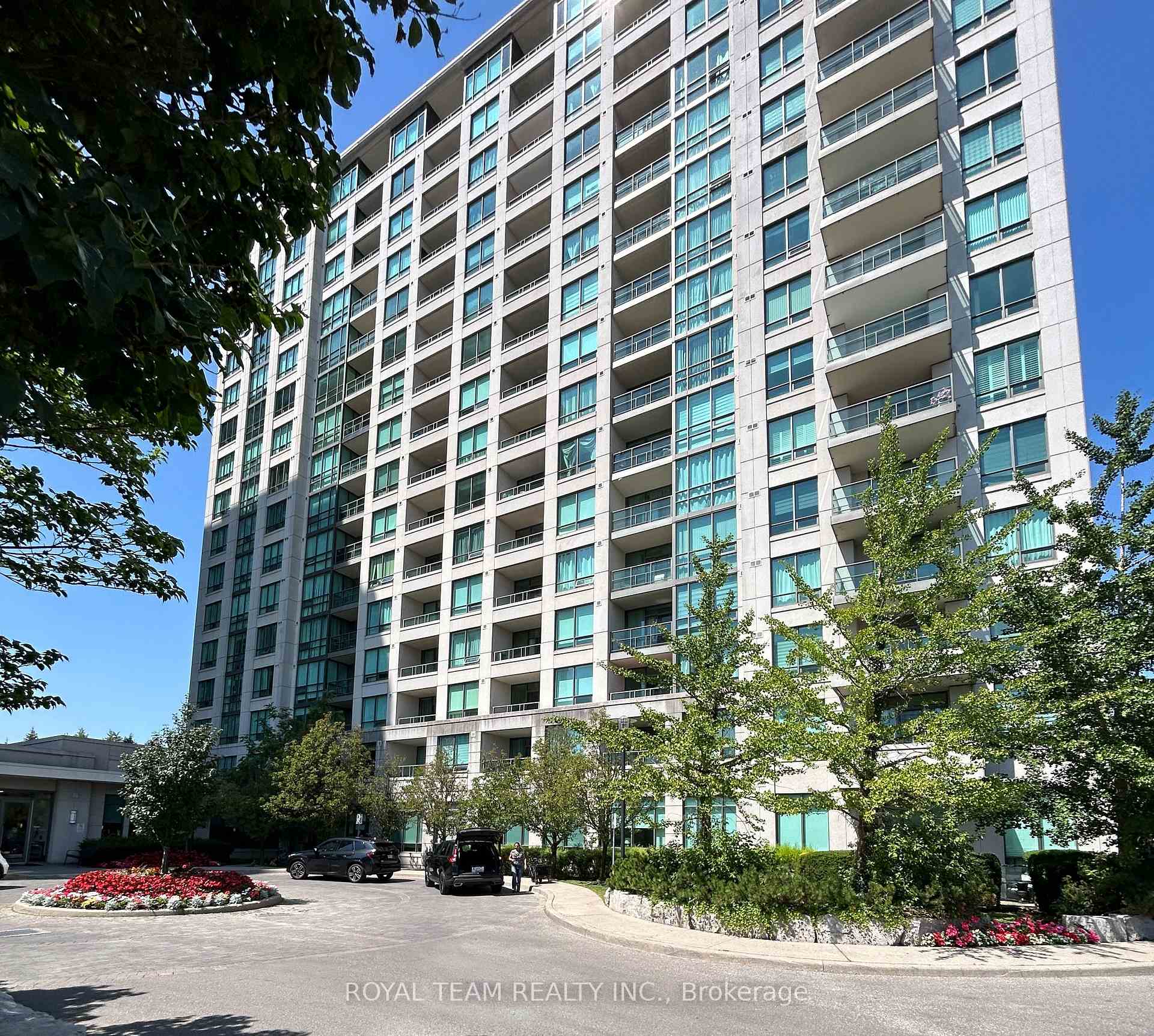 Photo 2 of Unit 1110, 100 Promenade Circle, Vaughan, Beverley Glen — HOMEH