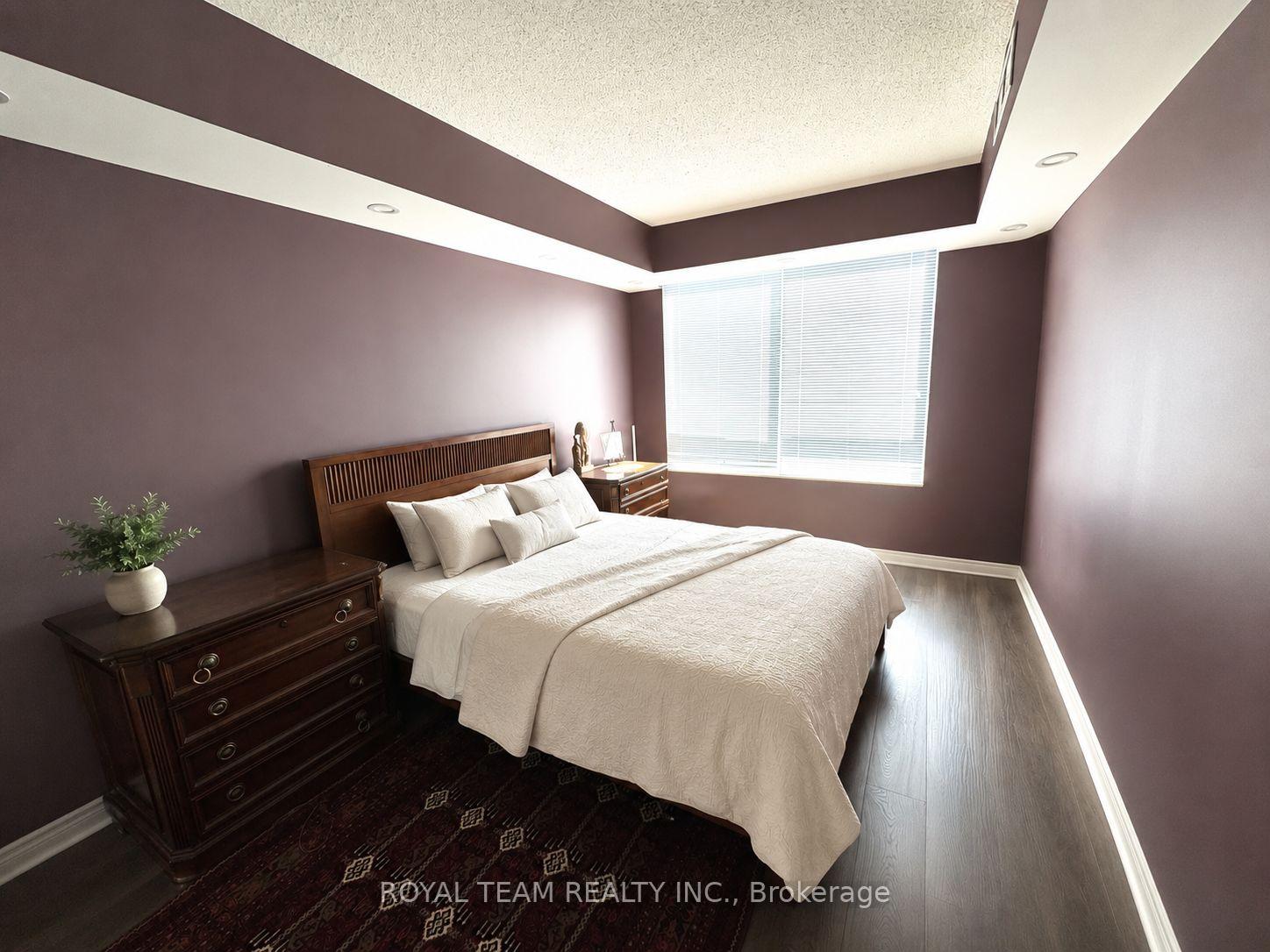 Photo 9 of Unit 1110, 100 Promenade Circle, Vaughan, Beverley Glen — HOMEH