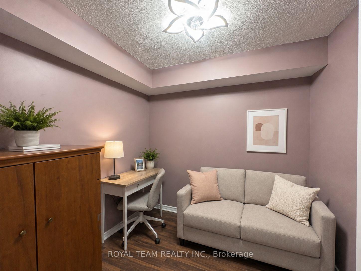 Photo 11 of Unit 1110, 100 Promenade Circle, Vaughan, Beverley Glen — HOMEH