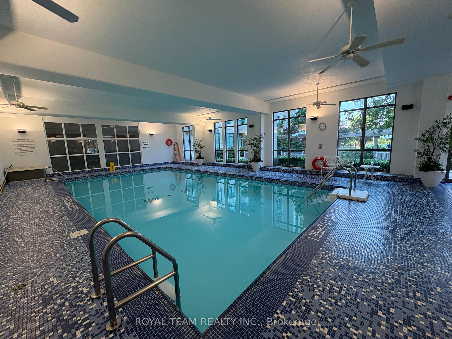 Photo 23 of Unit 1110, 100 Promenade Circle, Vaughan, Beverley Glen — HOMEH