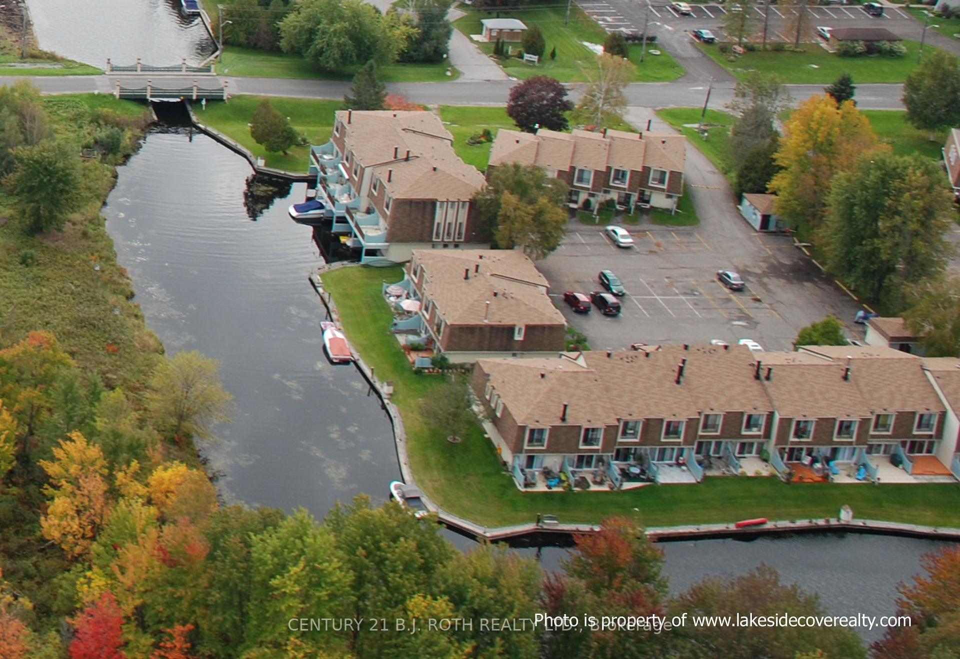 Photo of Unit Unit 4, 4 Paradise Boulevard