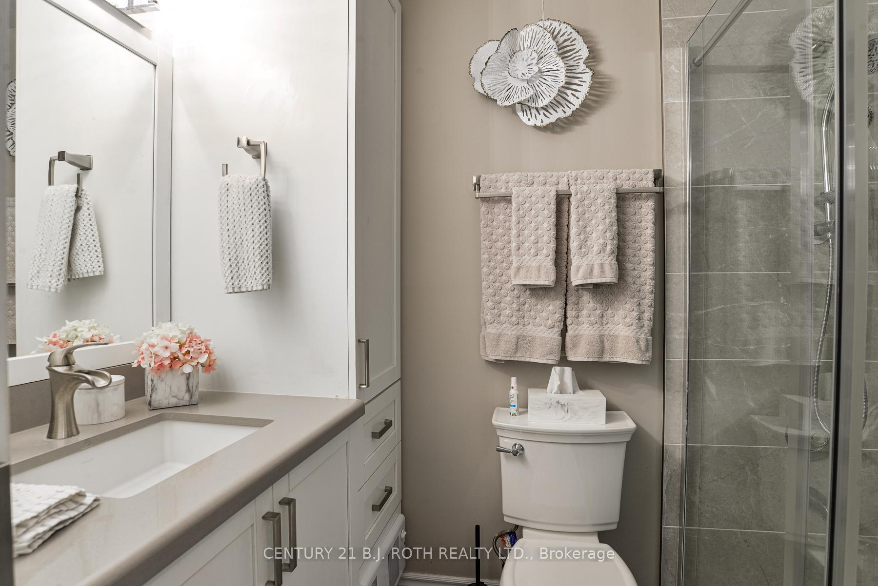 Photo 21 of Unit Unit 4, 4 Paradise Boulevard, Ramara, Rural Ramara — HOMEH