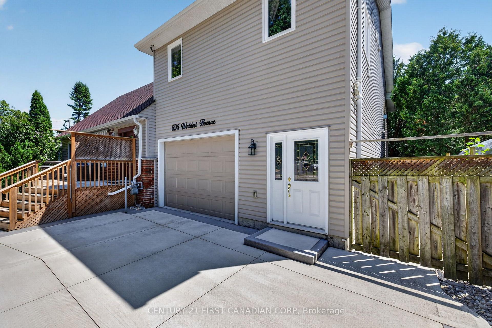 Photo 4 of 595 Winblest Avenue, London, South R — HOMEH