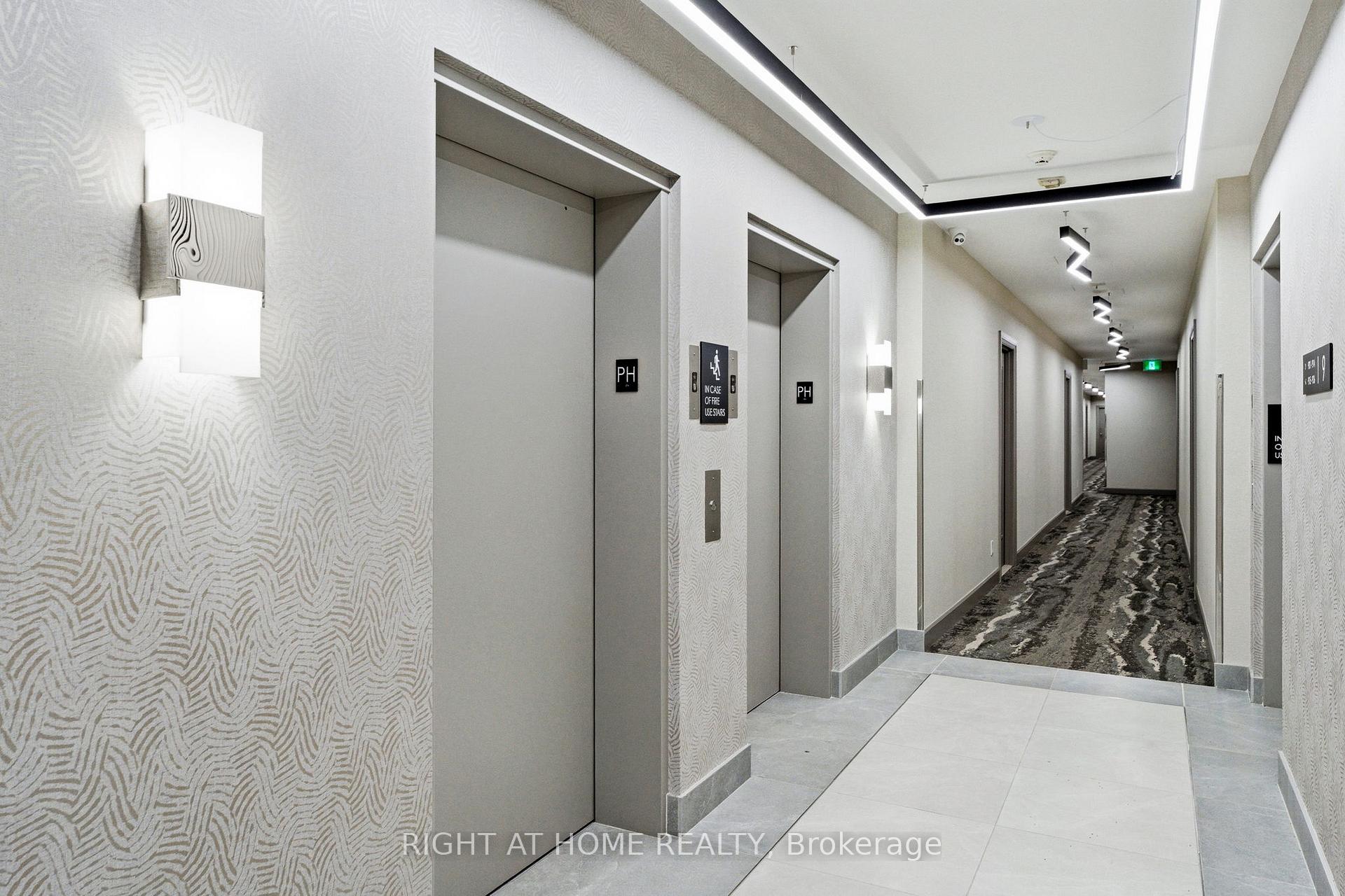Photo 4 of Unit PH01, 3650 Kingston Road, Scarborough, Scarborough Village — HOMEH