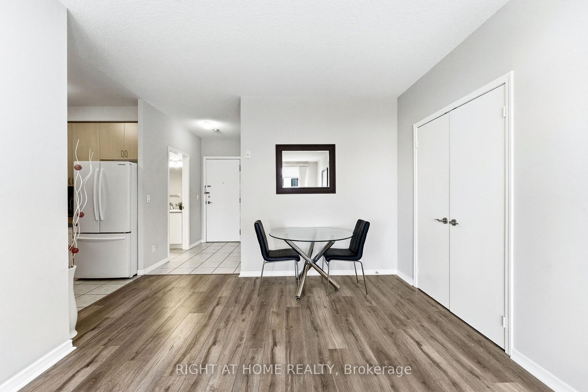 Photo 13 of Unit PH01, 3650 Kingston Road, Scarborough, Scarborough Village — HOMEH