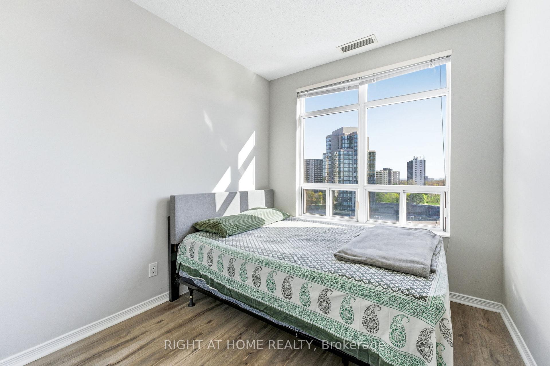 Photo 24 of Unit PH01, 3650 Kingston Road, Scarborough, Scarborough Village — HOMEH