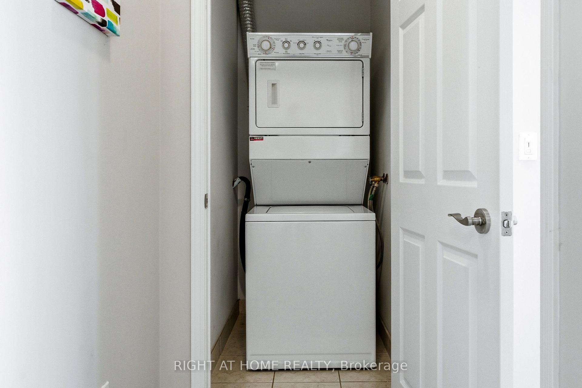 Photo 28 of Unit PH01, 3650 Kingston Road, Scarborough, Scarborough Village — HOMEH