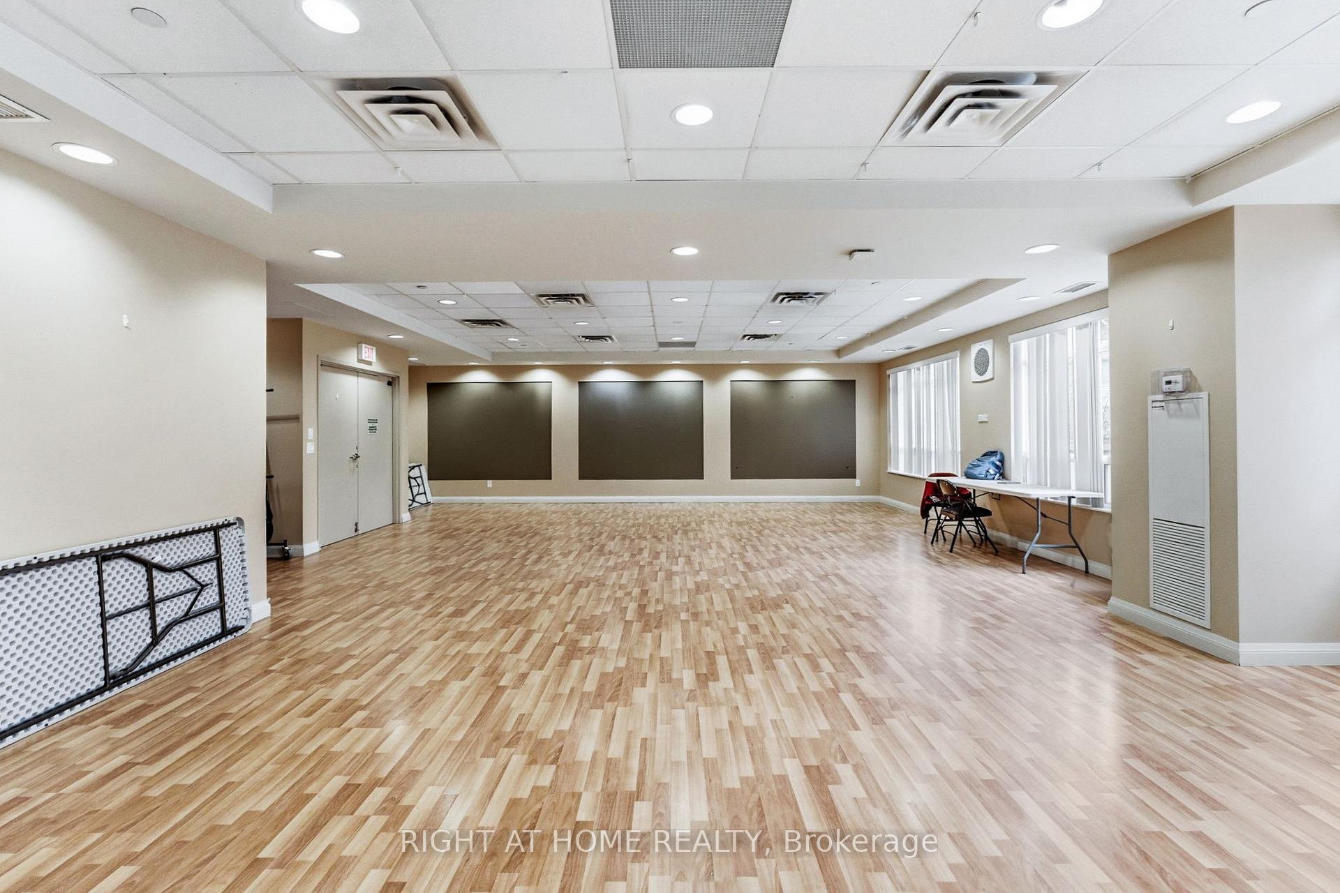 Photo 29 of Unit PH01, 3650 Kingston Road, Scarborough, Scarborough Village — HOMEH