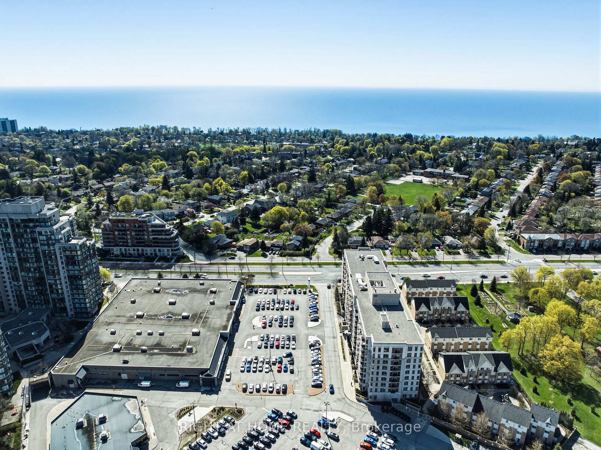 Photo 32 of Unit PH01, 3650 Kingston Road, Scarborough, Scarborough Village — HOMEH