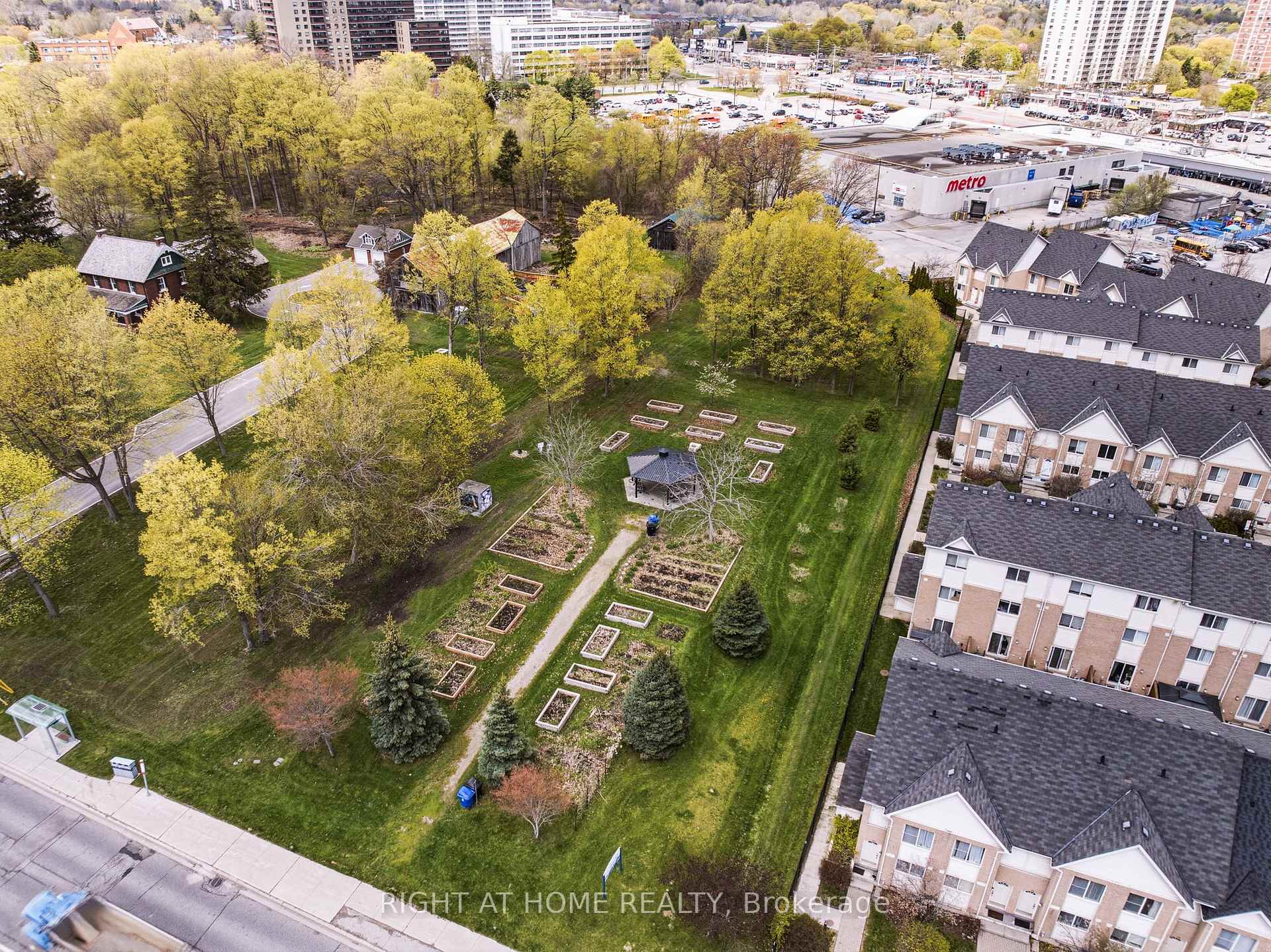 Photo 33 of Unit PH01, 3650 Kingston Road, Scarborough, Scarborough Village — HOMEH