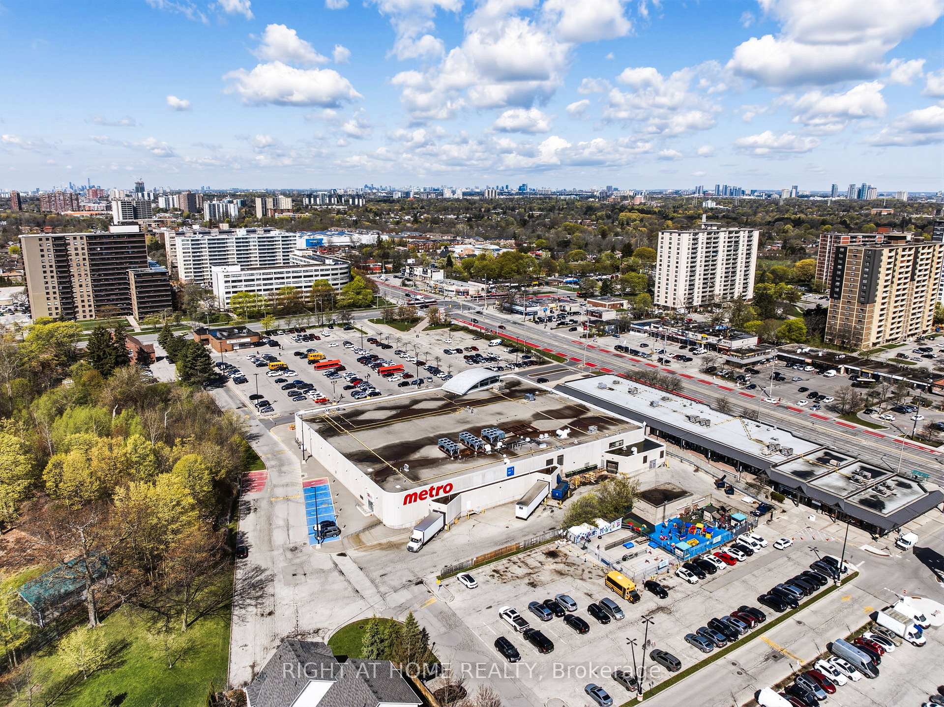 Photo 35 of Unit PH01, 3650 Kingston Road, Scarborough, Scarborough Village — HOMEH