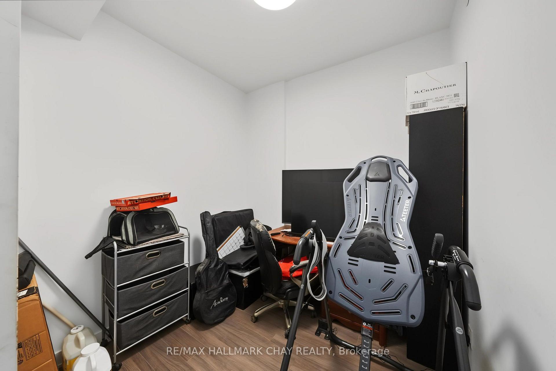 Photo 13 of Unit 418, 681 Yonge Street, Barrie, Painswick South — HOMEH